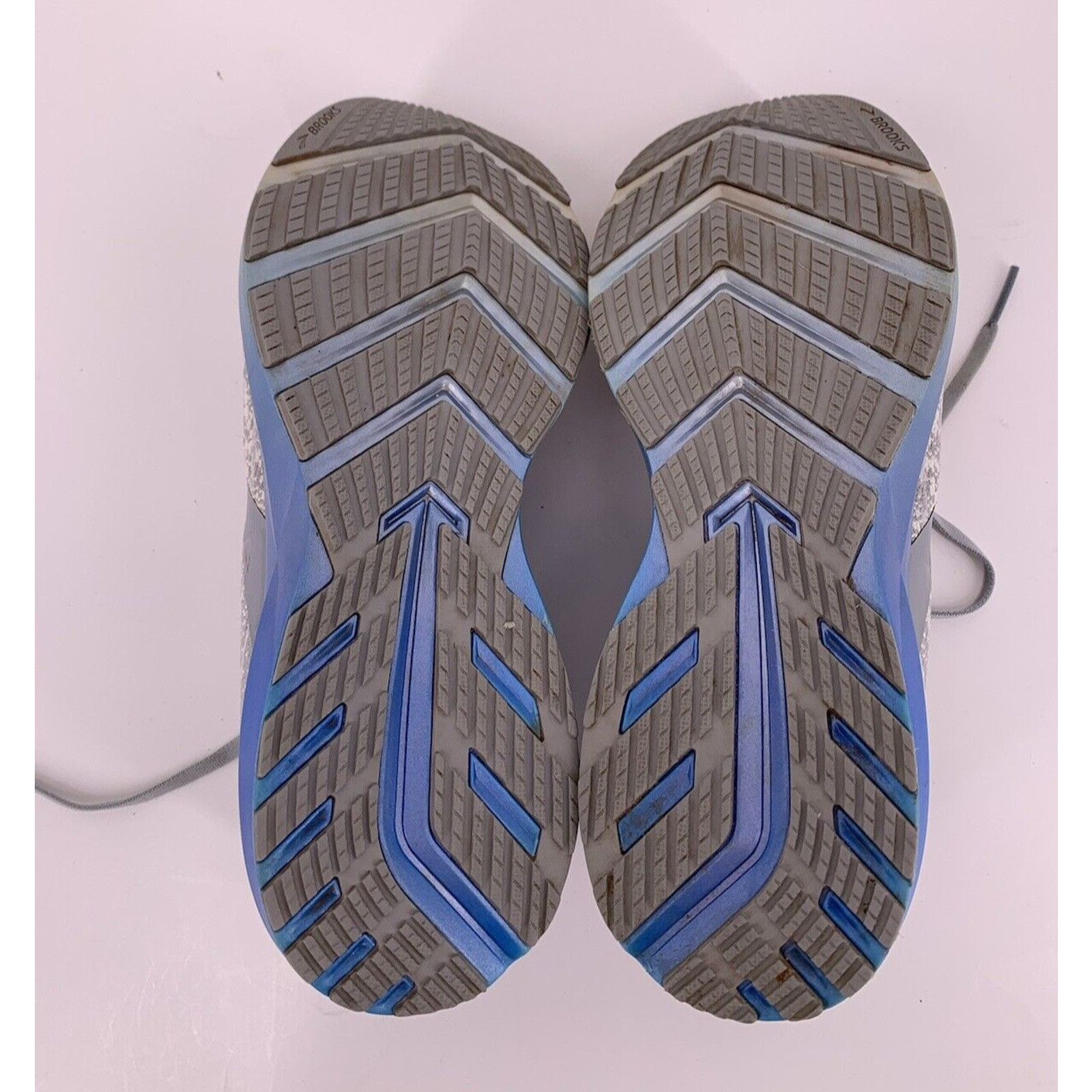 Brooks Brooks Levitate 3 Running Shoes Gray Knit Sneakers 11.5D Size US 10.5 / EU 43-44 - 7 Thumbnail