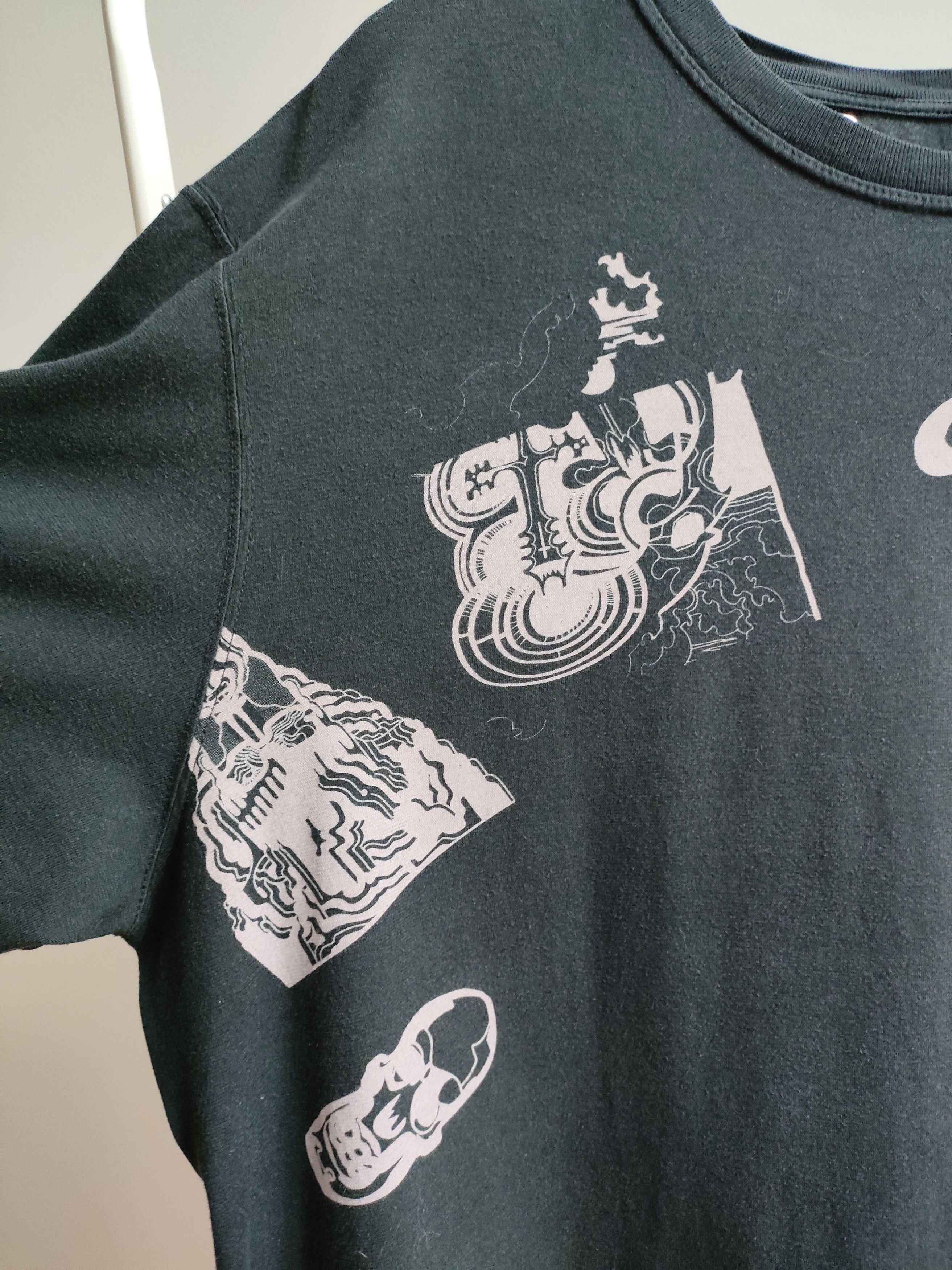 Griffin Griffin Eroding Print T-shirt Size US XL / EU 56 / 4 - 6 Thumbnail