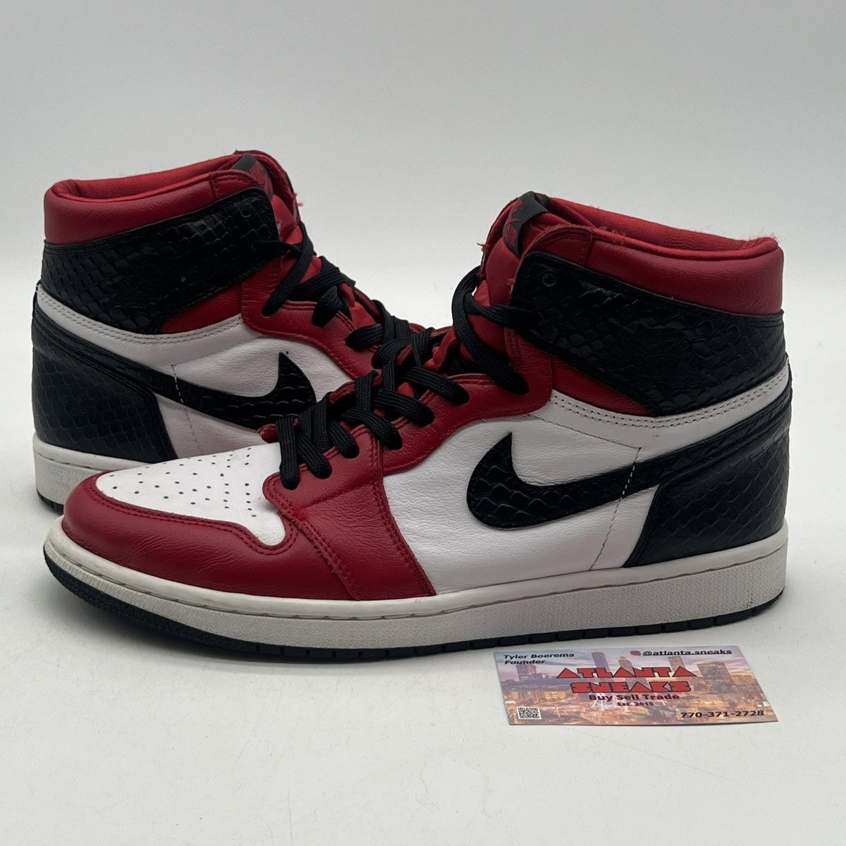 Jordan Brand Wmns air Jordan 1 high satin red Size US 10.5 / IT 40.5 - 1 Thumbnail