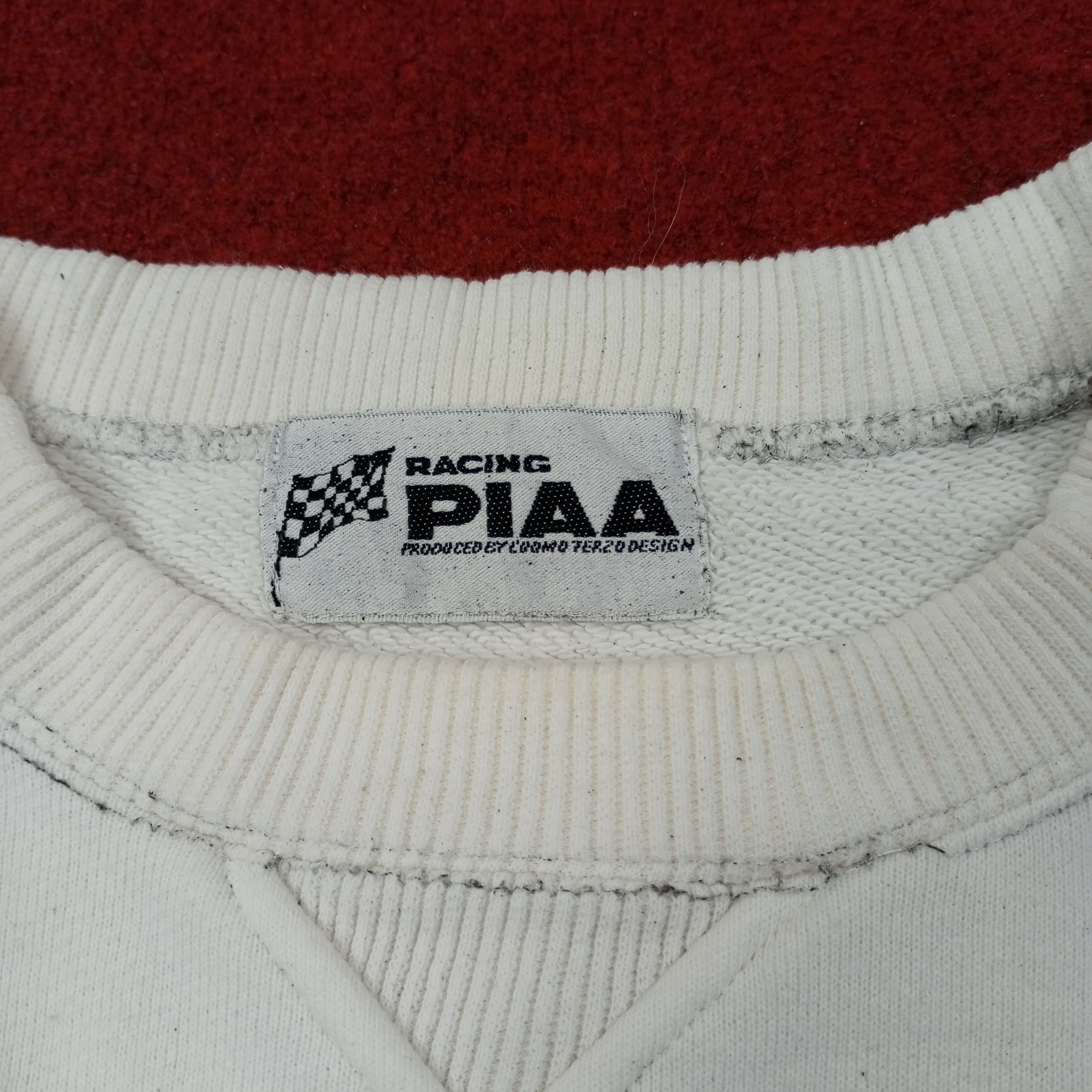 Vintage Vintage PIAA Motor Sports Racing F1 Sweatshirt c245n11 Size US L / EU 52-54 / 3 - 11 Thumbnail