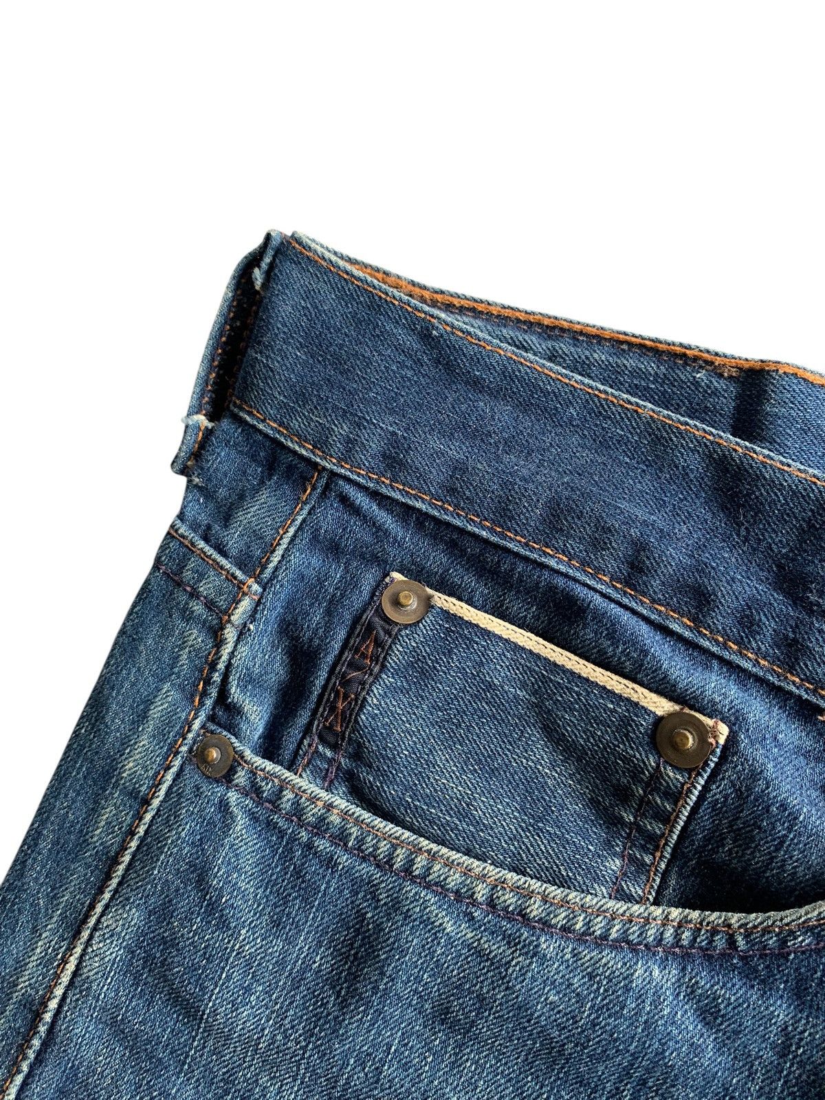 Armani Exchange VINTAGE AX ARMANI EXCHANGE SELVEDGE USA FADED DENIM Size US 37 - 14 Thumbnail
