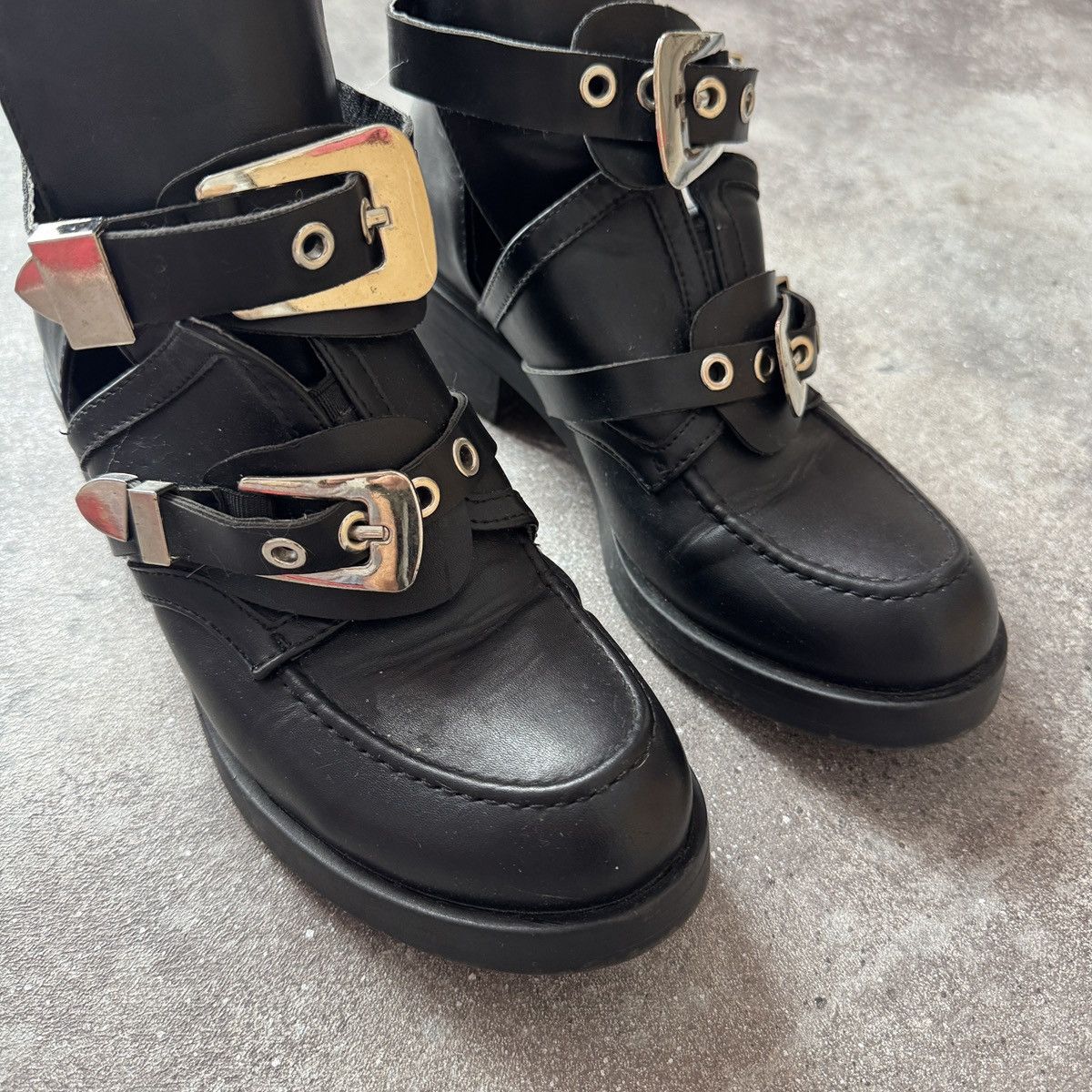 If Six Was Nine Avant Garde Vintage Ceinture Cutout Ankle Boots Size US 8 / IT 38 - 9 Thumbnail
