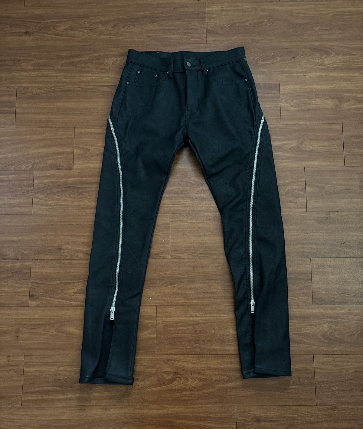 MNML ZIPPER FLARED LEATHER PANTS