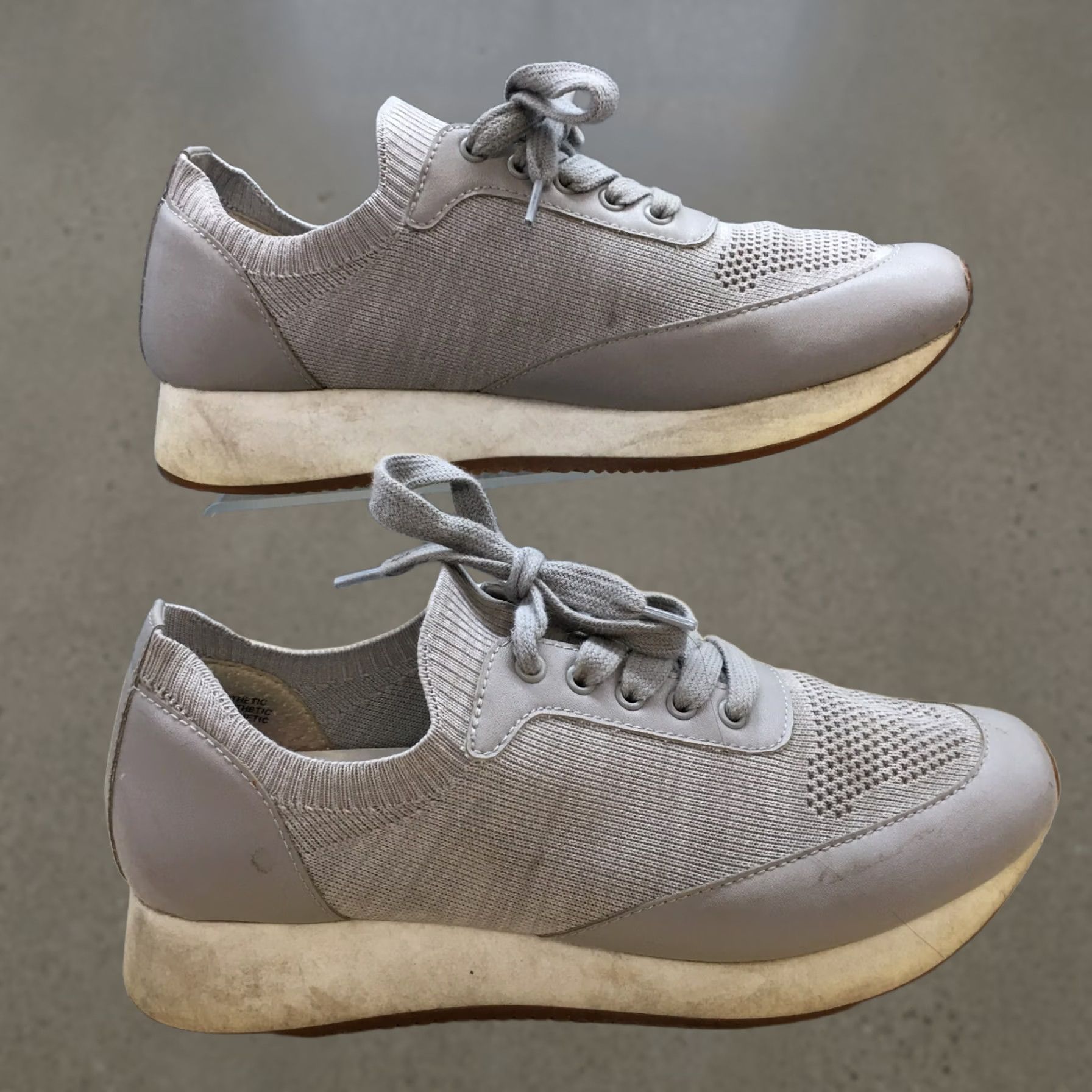 Banana Republic Banana Republic Shoes Womens 6 M Sporty Low Top Knitted Sneakers Gray Fabric Sneakers Gray Women Size M / US 6-8 / IT 42-44 - 1 Thumbnail