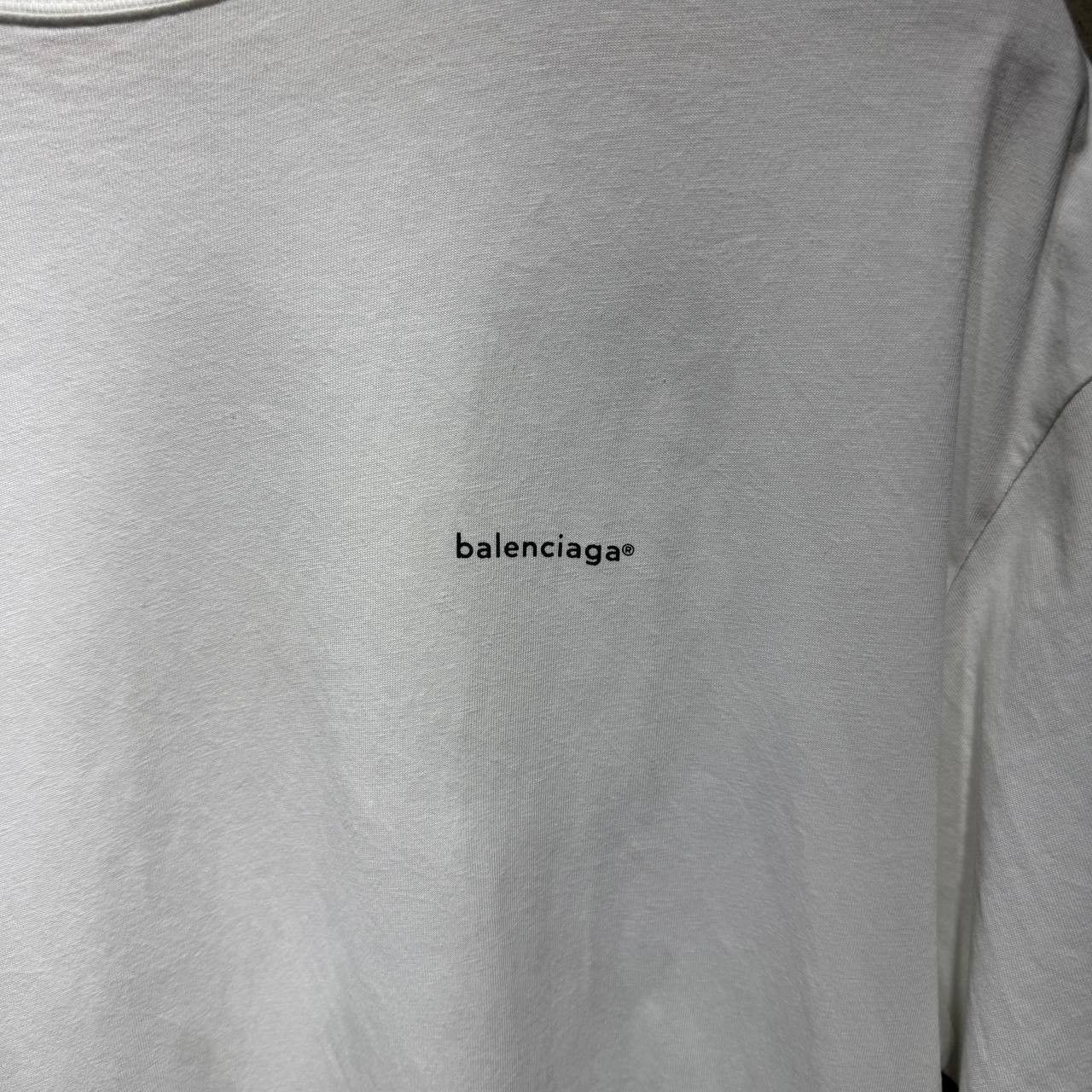 Balenciaga Balenciaga Small logo copy right logo tee Size US L / EU 52-54 / 3 - 2 Thumbnail