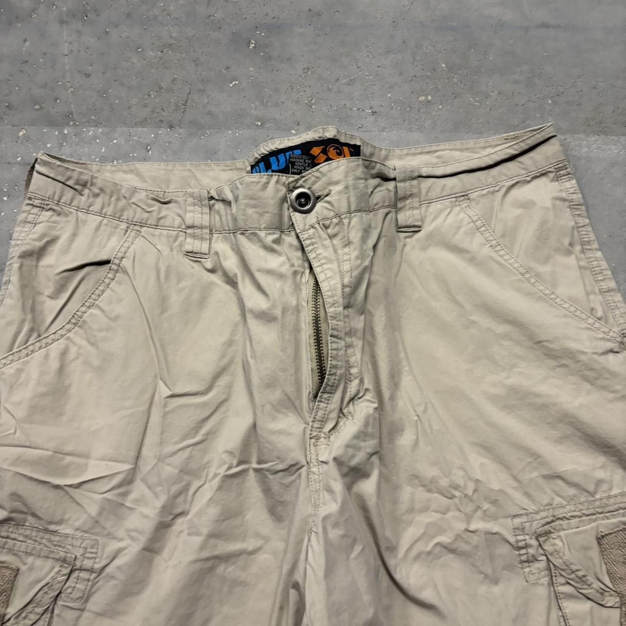 Japanese Brand × Vintage Crazy Vintage Y2K/2000s Baggy Khaki Streetwear Skater Style Cargo Shorts! Size US 36 / EU 52 - 2 Thumbnail