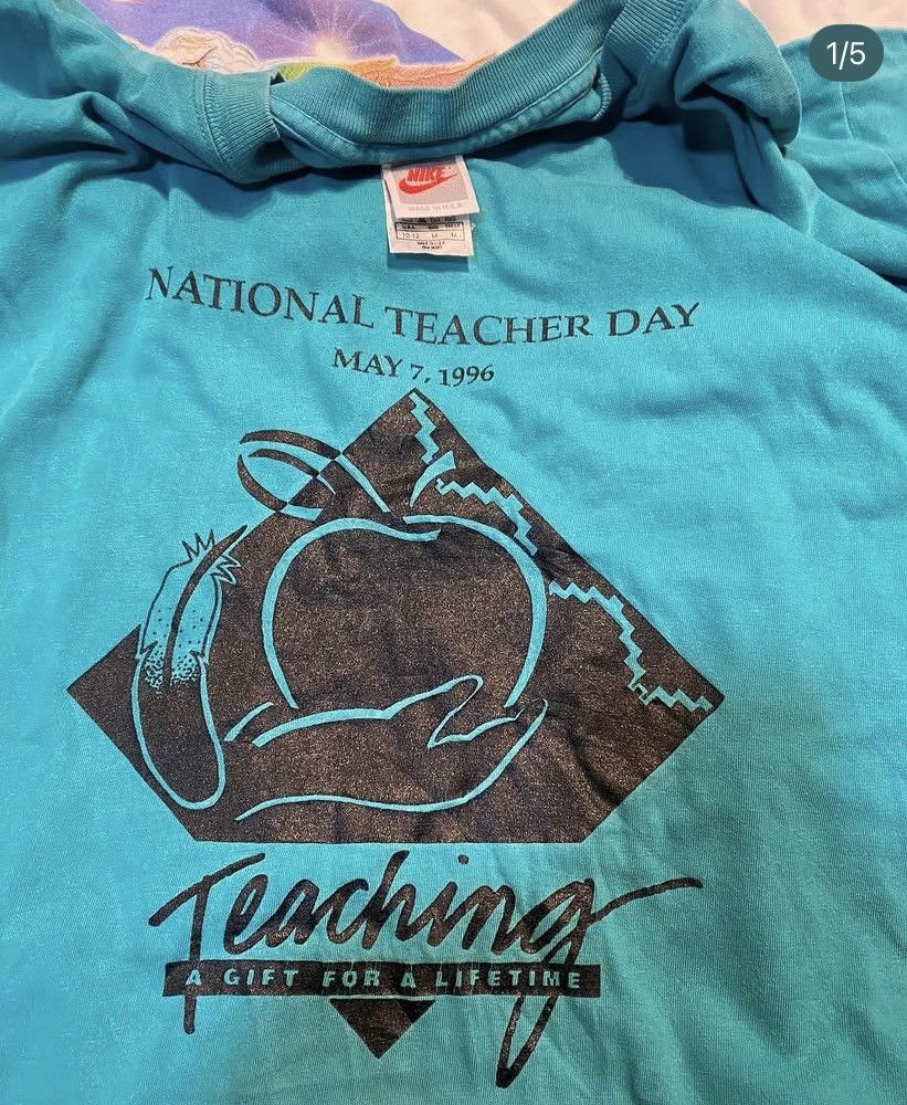 Nike Vintage nike rare promotional nationa teacher day Size US XL / EU 56 / 4 - 1 Thumbnail