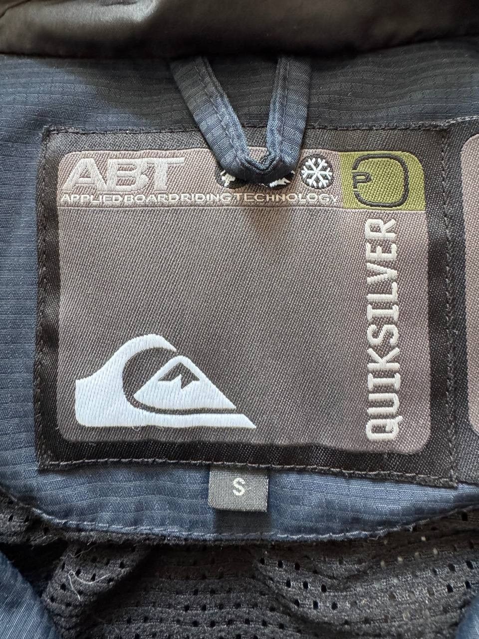 Quiksilver Vintage Quiksilver Ski Jacket Snowboarding Y2K Size US S / EU 44-46 / 1 - 11 Thumbnail