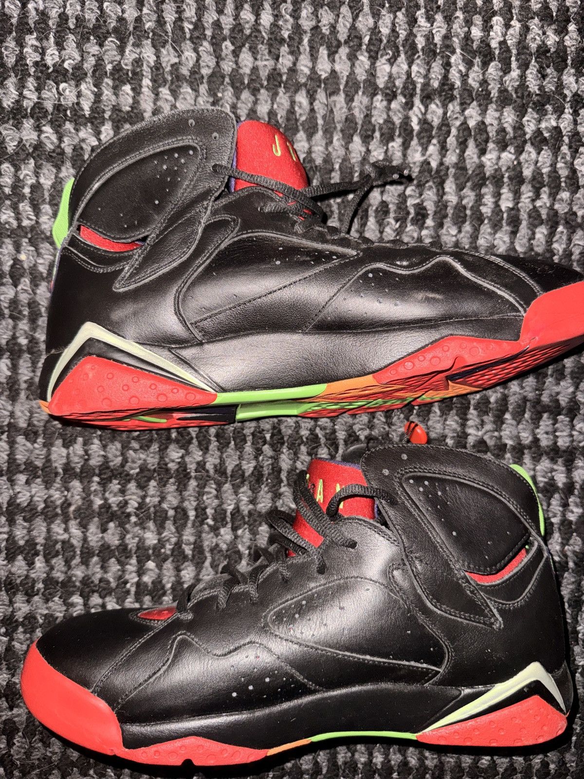 Jordan Brand Jordan 7 Retro Marvin the Martian (New/Never Worn) Size US 11 / EU 44 - 2 Thumbnail