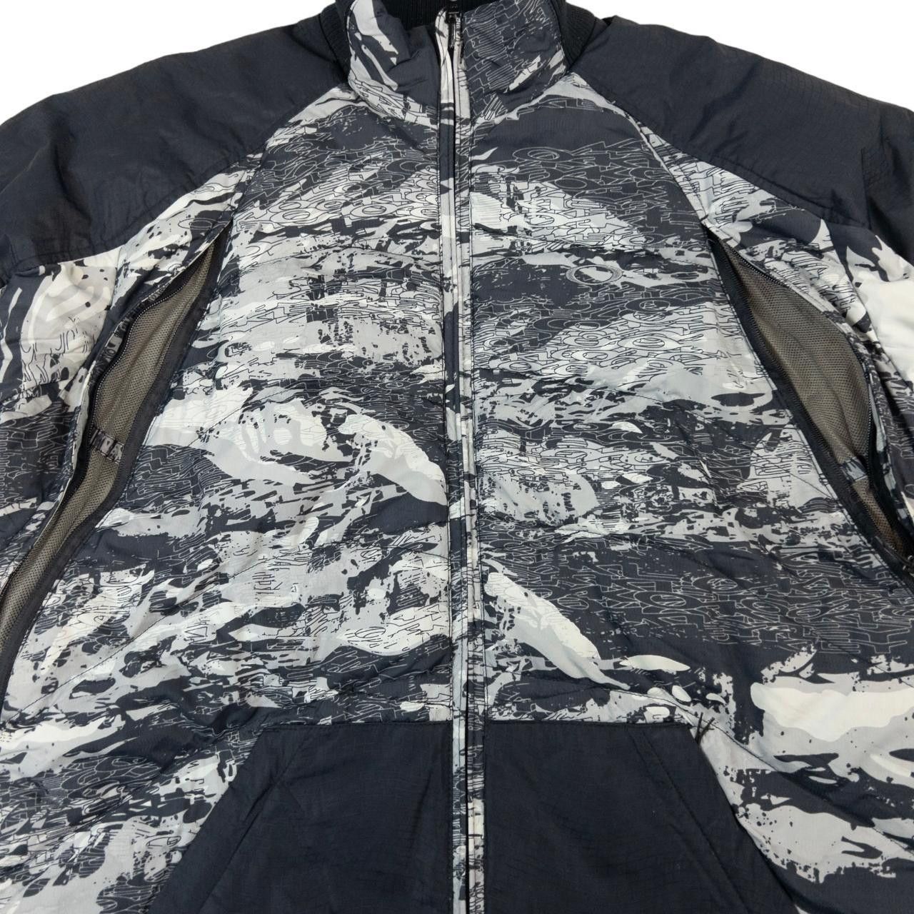 Oakley Vintage Oakley Zip Up Padded Jacket Size M Size US M / EU 48-50 / 2 - 4 Thumbnail