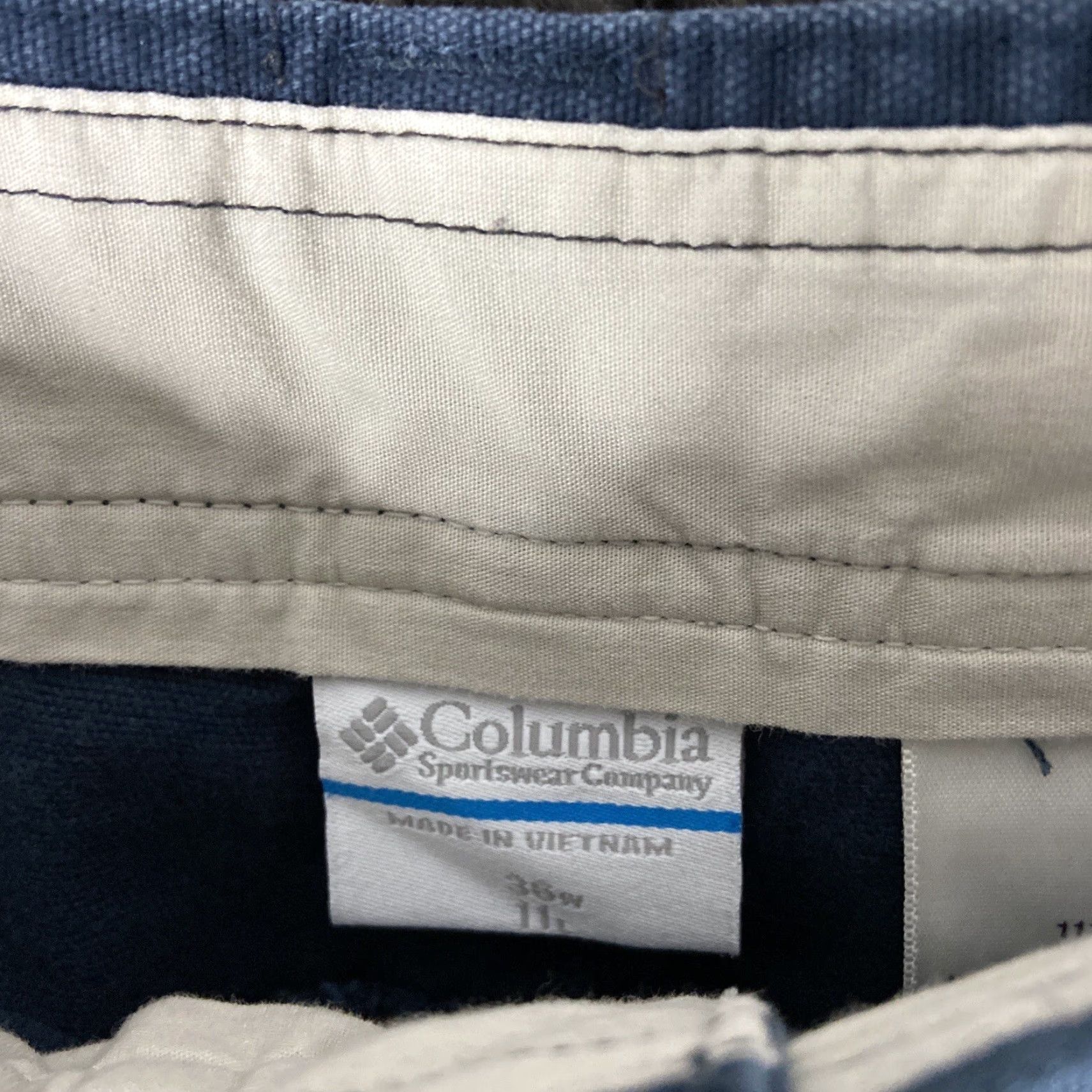 Vintage VINTAGE Columbia Shorts Men’s 36 Chino Blue Sportswear Department Mens Size US 36 / EU 52 - 5 Thumbnail