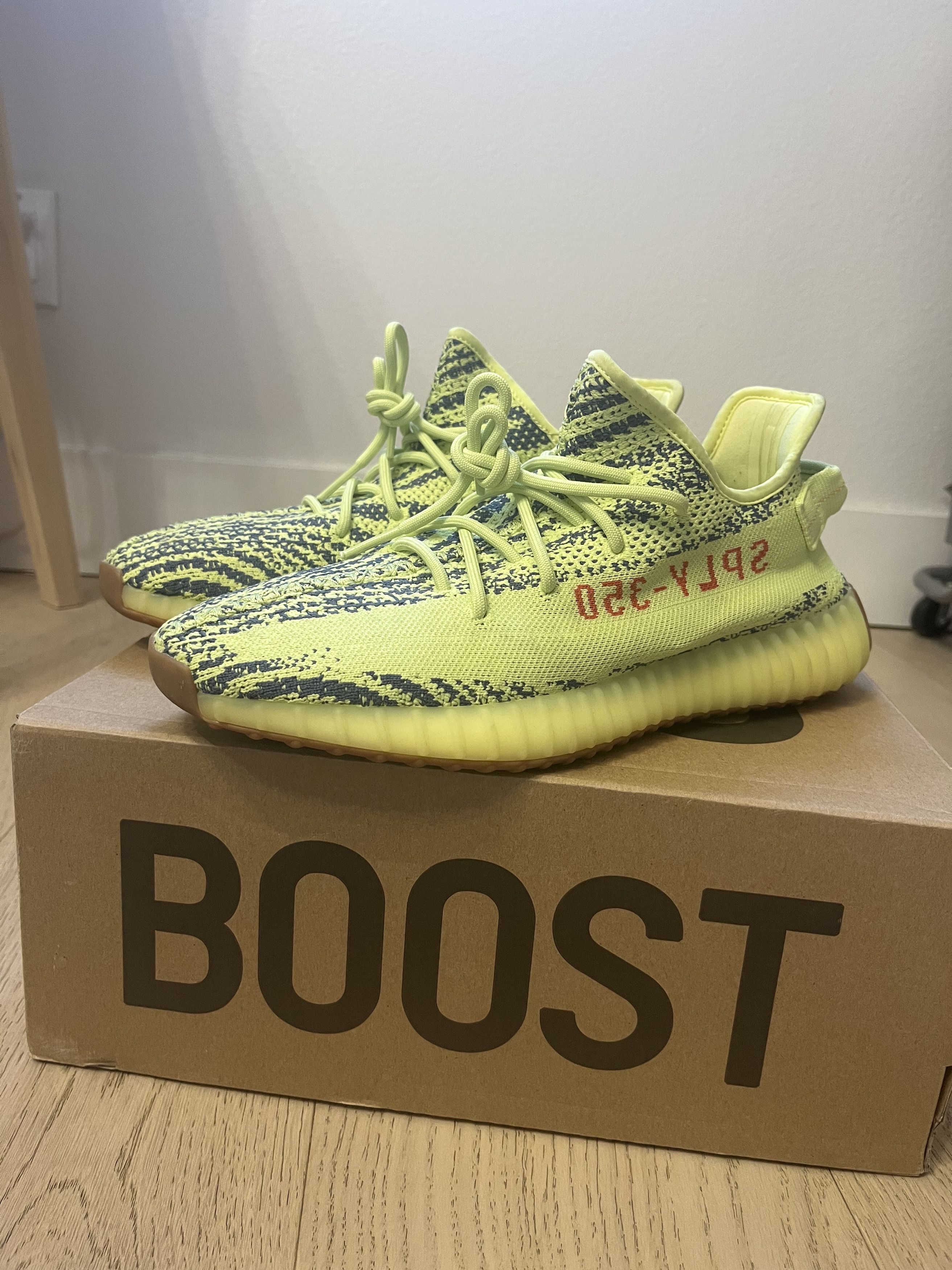 adidas Yeezy Boost 350 V2 Semi Frozen Yellow