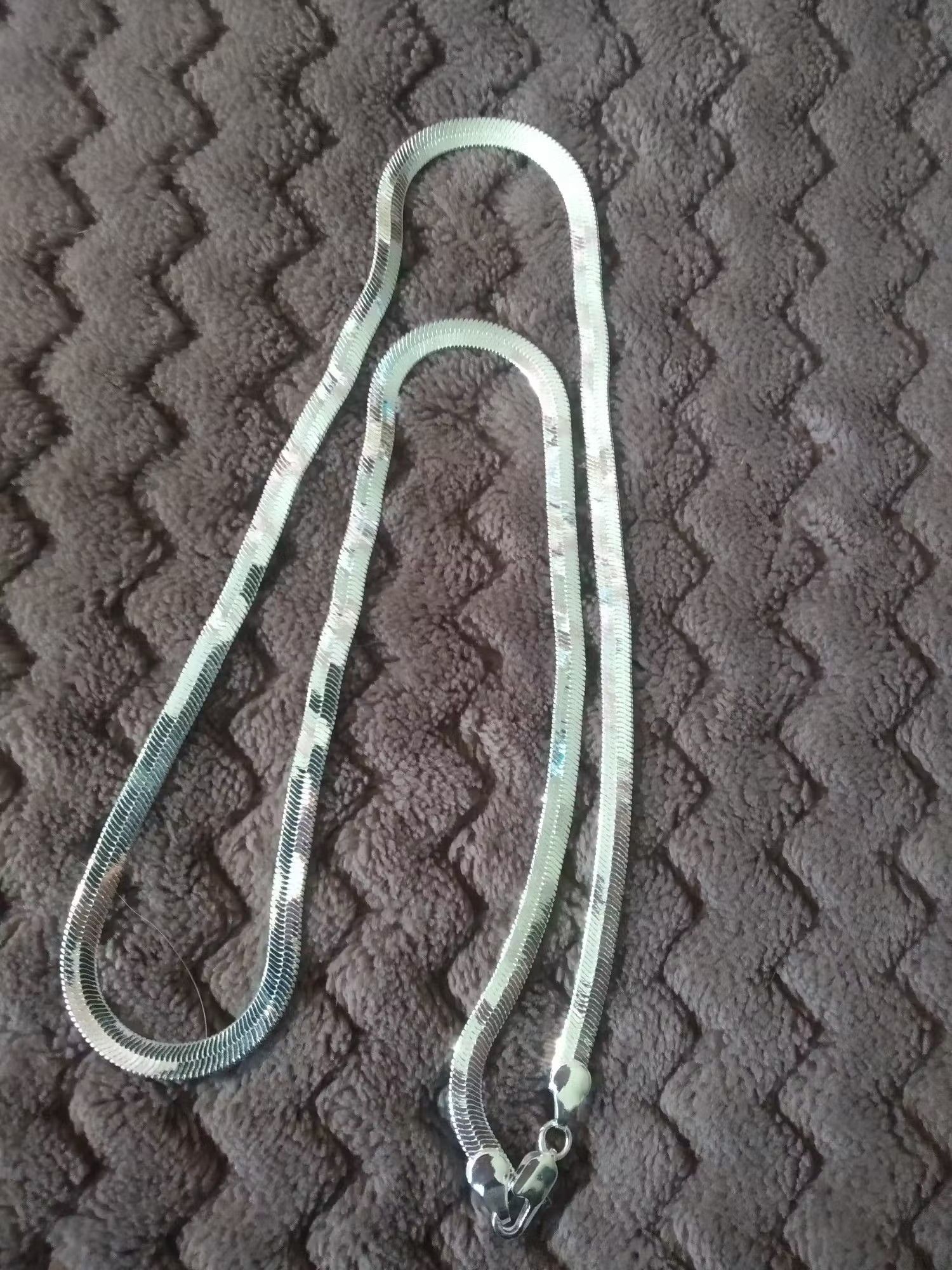 Jewelry Silver Color Blade Chain Necklace Size ONE SIZE - 3 Thumbnail