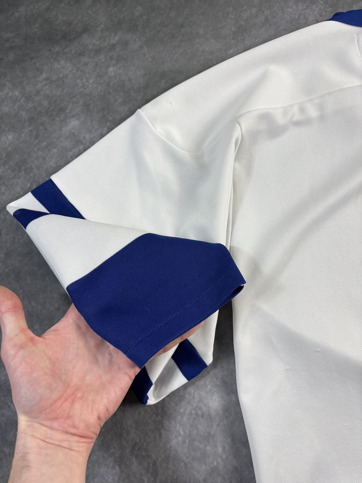 NHL Toronto Maple Leafs Vintage Hockey Jersey CCM Maska NHL TML Size US S / EU 44-46 / 1 - 9 Thumbnail