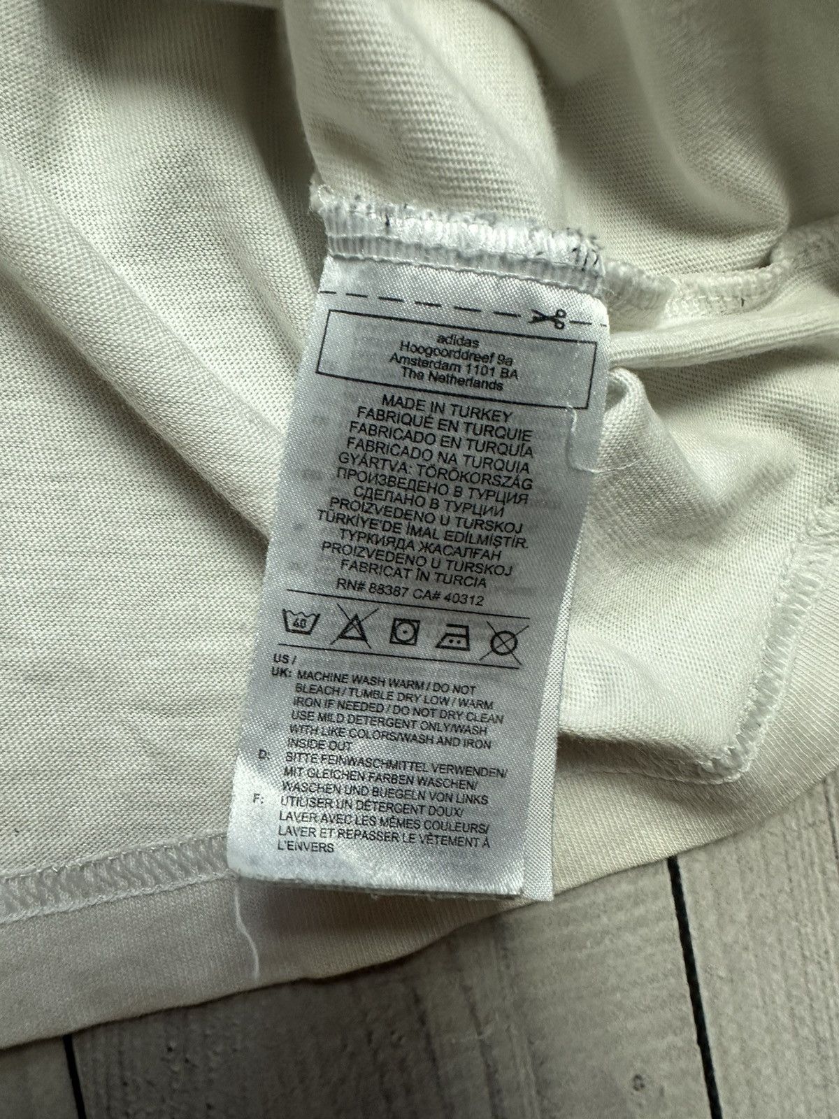 Adidas × Vintage Vintage adidas England retro tee size M Size US M / EU 48-50 / 2 - 6 Thumbnail
