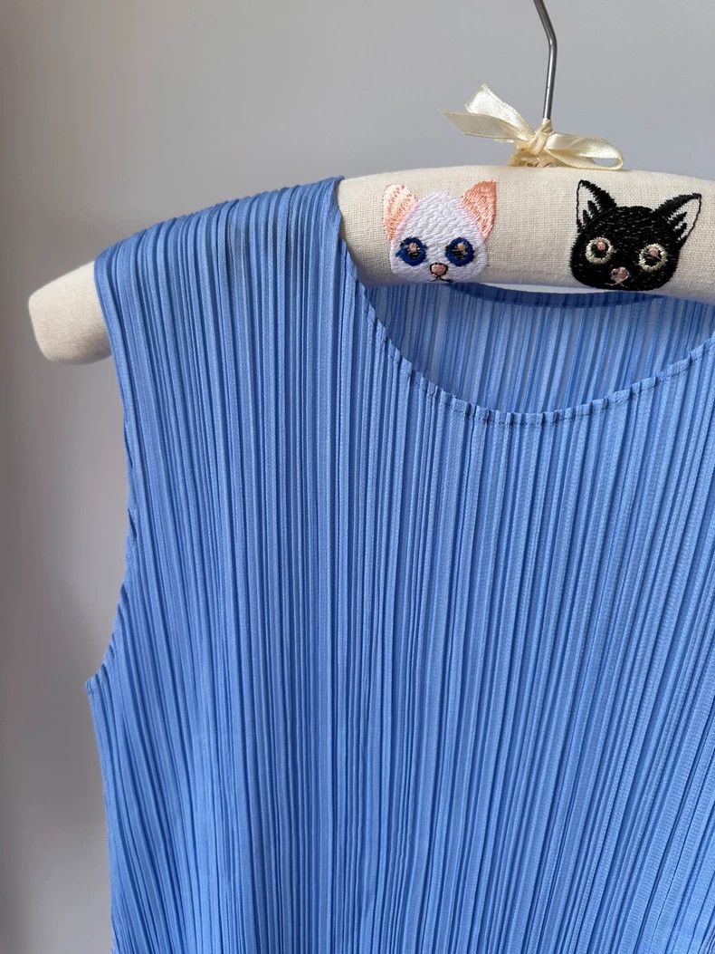 Issey Miyake Issey Miyake size:2 Sky-blue pleated dress Size XS / US 0-2 / IT 36-38 - 3 Thumbnail