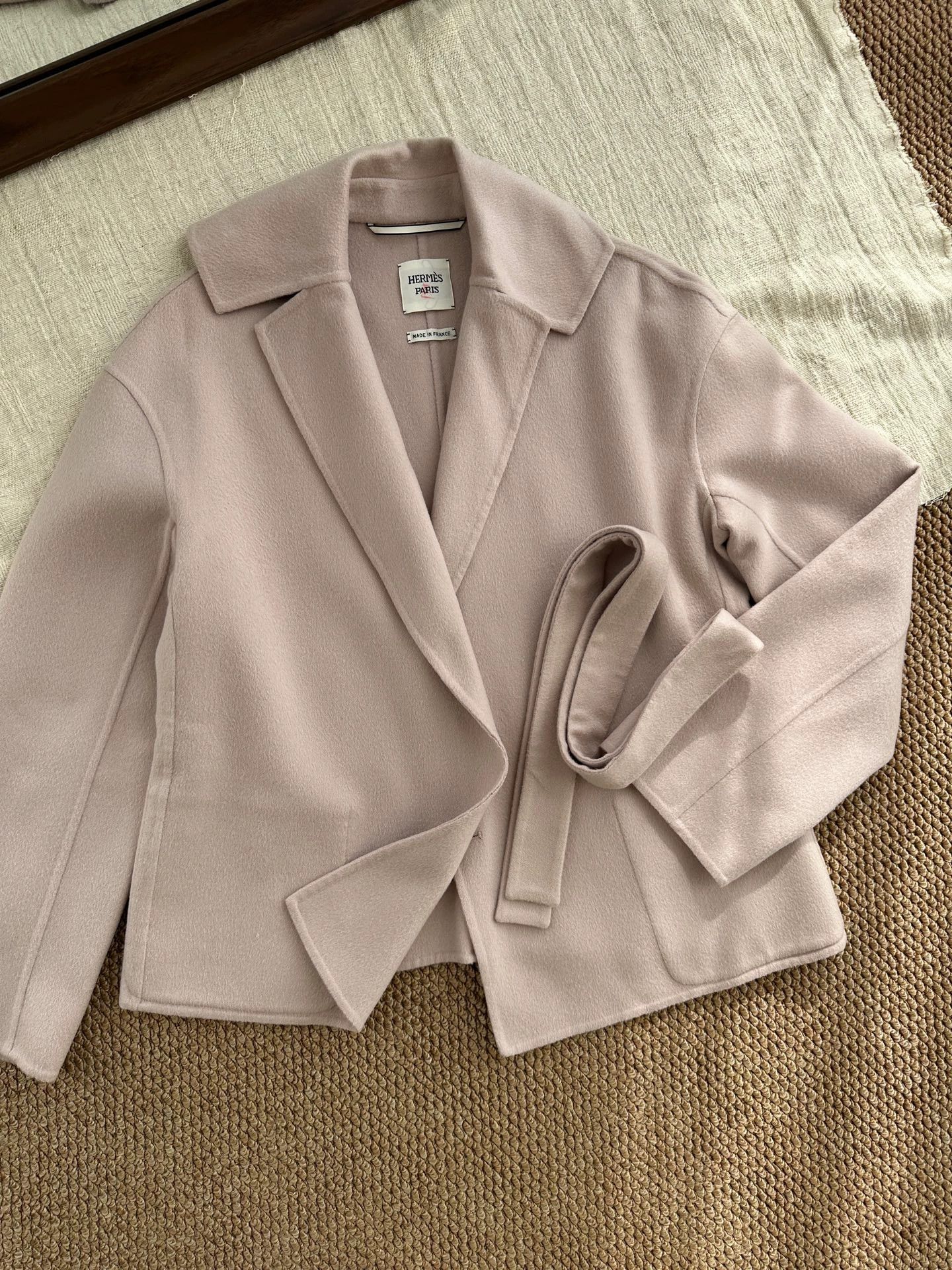 Hermes Hermes double face cashmere tie-front wmn blush pink 40 99 Size M / US 6-8 / IT 42-44 - 1 Thumbnail