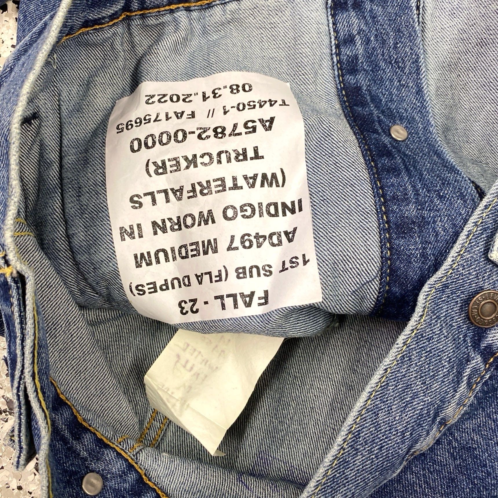 Levi's Levi's Trucker Jacket Denim Blue M Medium Stock Sample Big E Collared Lined Men Jeans Jacket Size US M / EU 48-50 / 2 - 4 Thumbnail