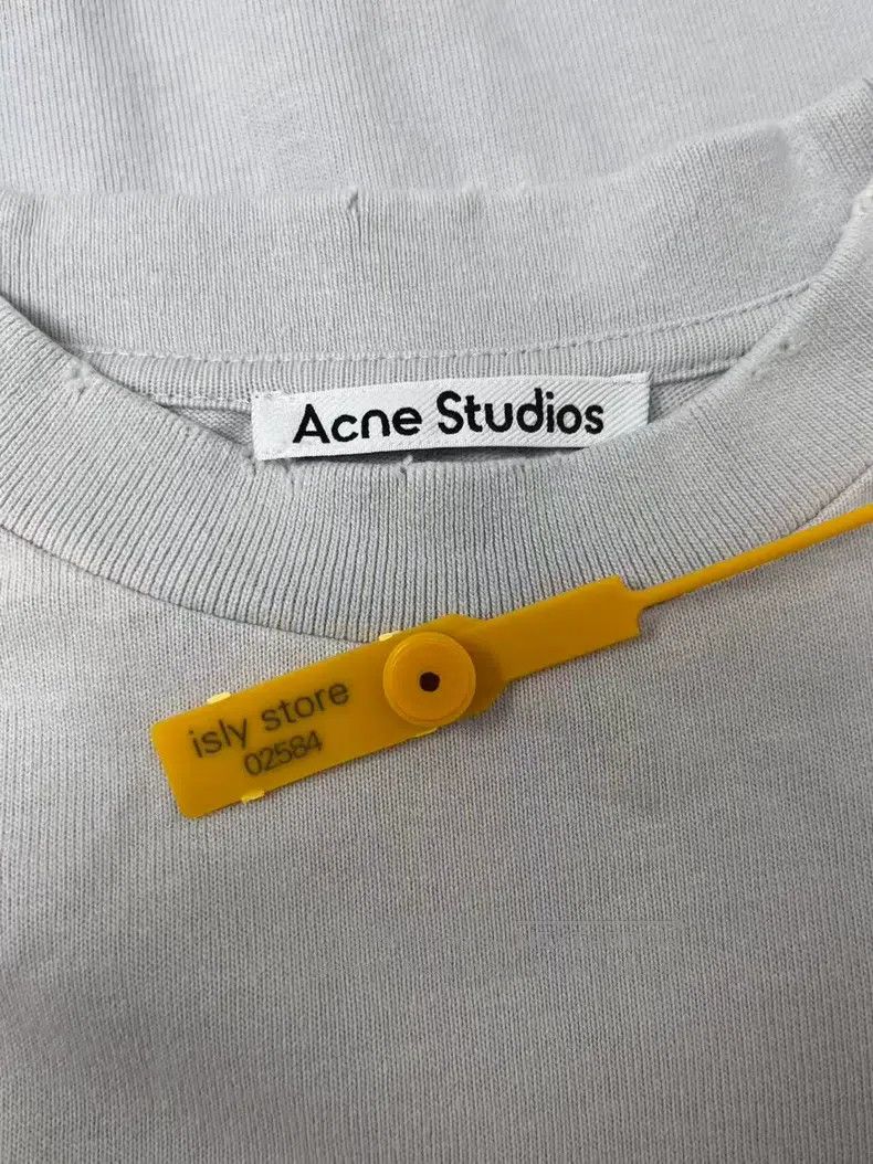 Acne Studios Acne Studios Letter faux two-piece long-sleeve Size US S / EU 44-46 / 1 - 5 Thumbnail