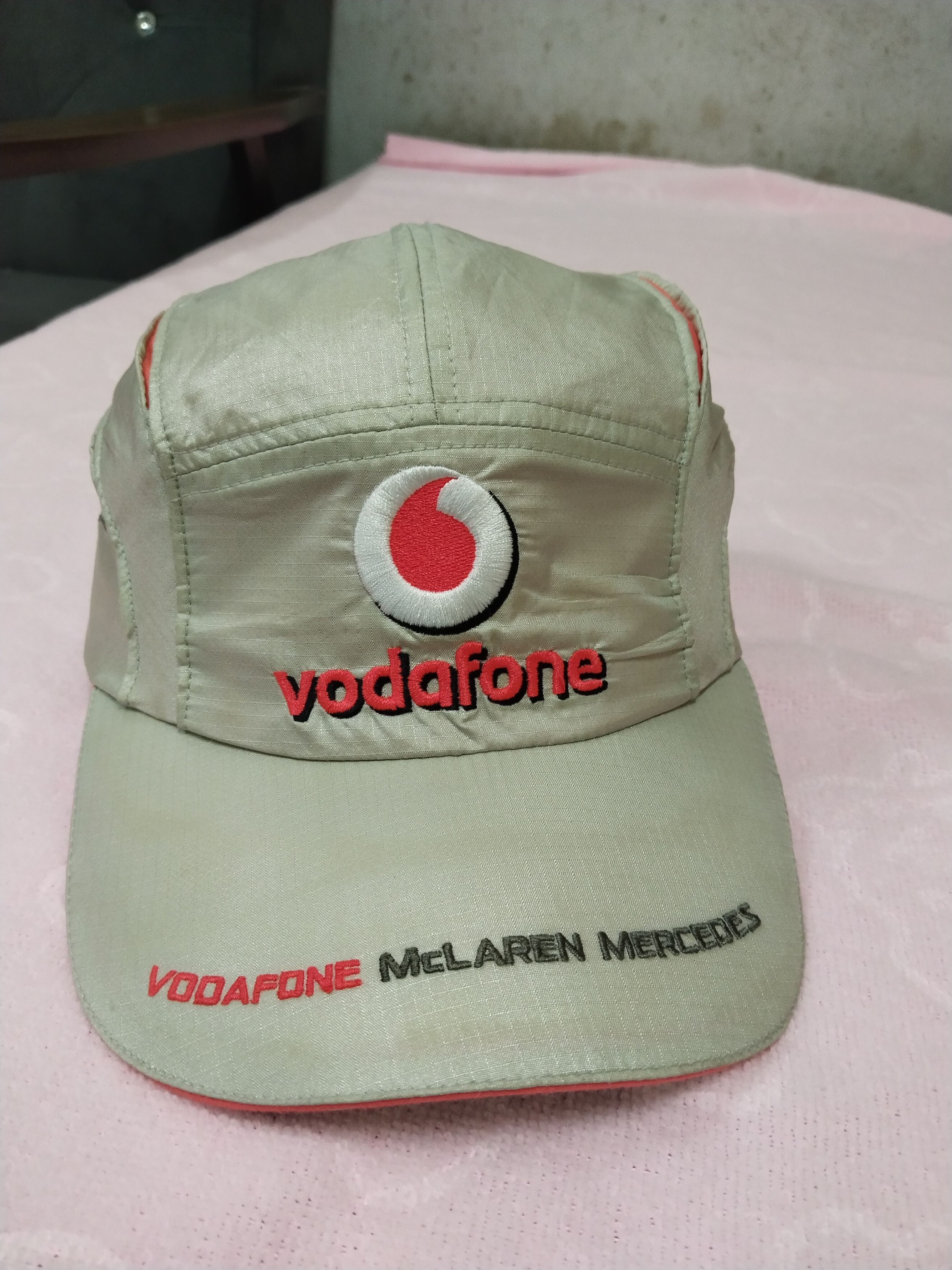 Formula 1 5 PANEL VINTAGE MC LAREN LEWIS HAMILTON CAP Size ONE SIZE - 1 Thumbnail
