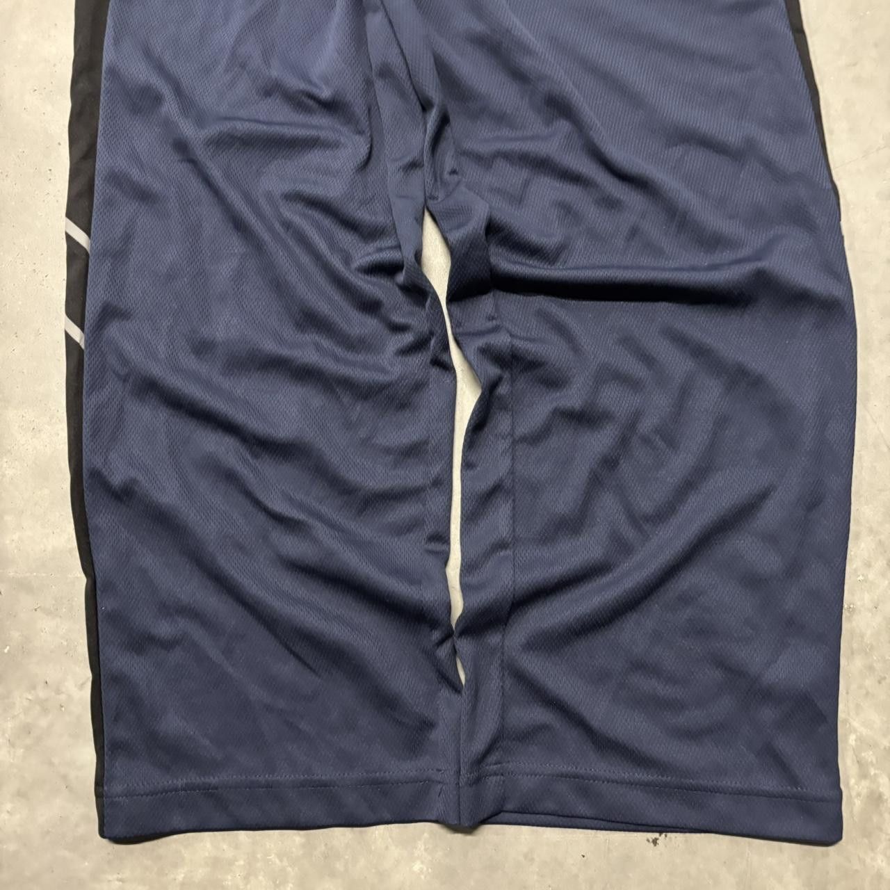 Japanese Brand × Vintage Crazy Vintage Y2K/2000s Navy Blue Streetwear Essential Track Pants! Size US 32 / EU 48 - 4 Thumbnail