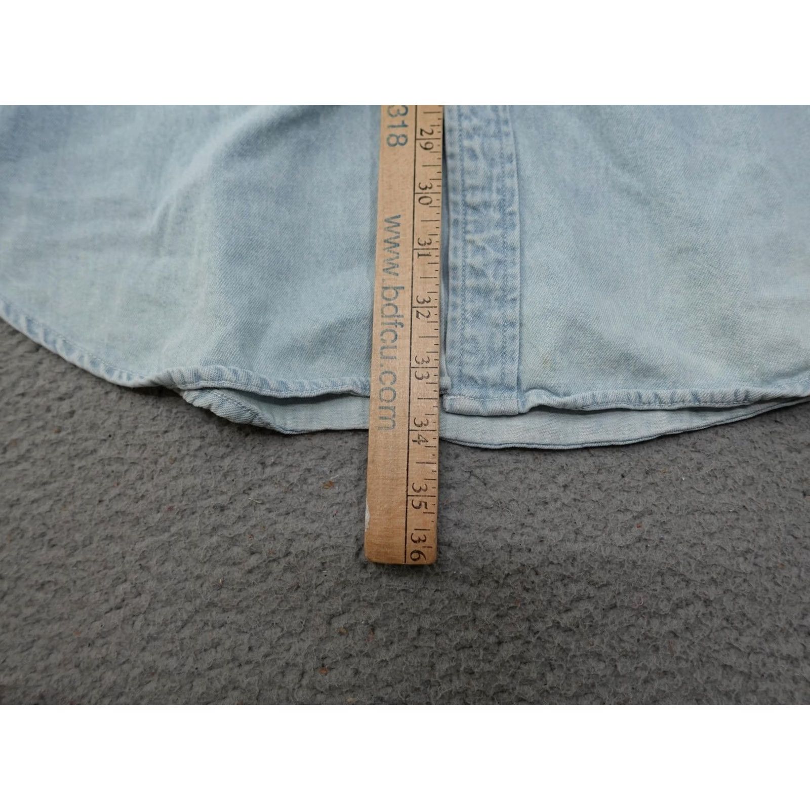 Eddie Bauer VINTAGE Eddie Bauer Shirt Mens Large Blue Denim Wilderness Canoe Graphic 90s Size US L / EU 52-54 / 3 - 6 Thumbnail