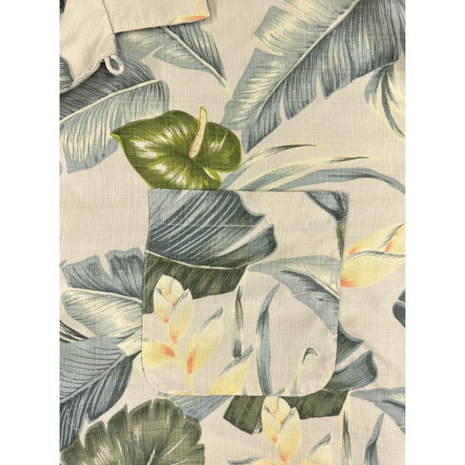 Tommy Bahama Tommy Bahama Shirt Men XL Beige Floral Silk Button-Up Hawaiian Camp Hawaiian Resort Floral Beach Aloha Men XL Beige Silk Button-Up Size US XL / EU 56 / 4 - 6 Thumbnail