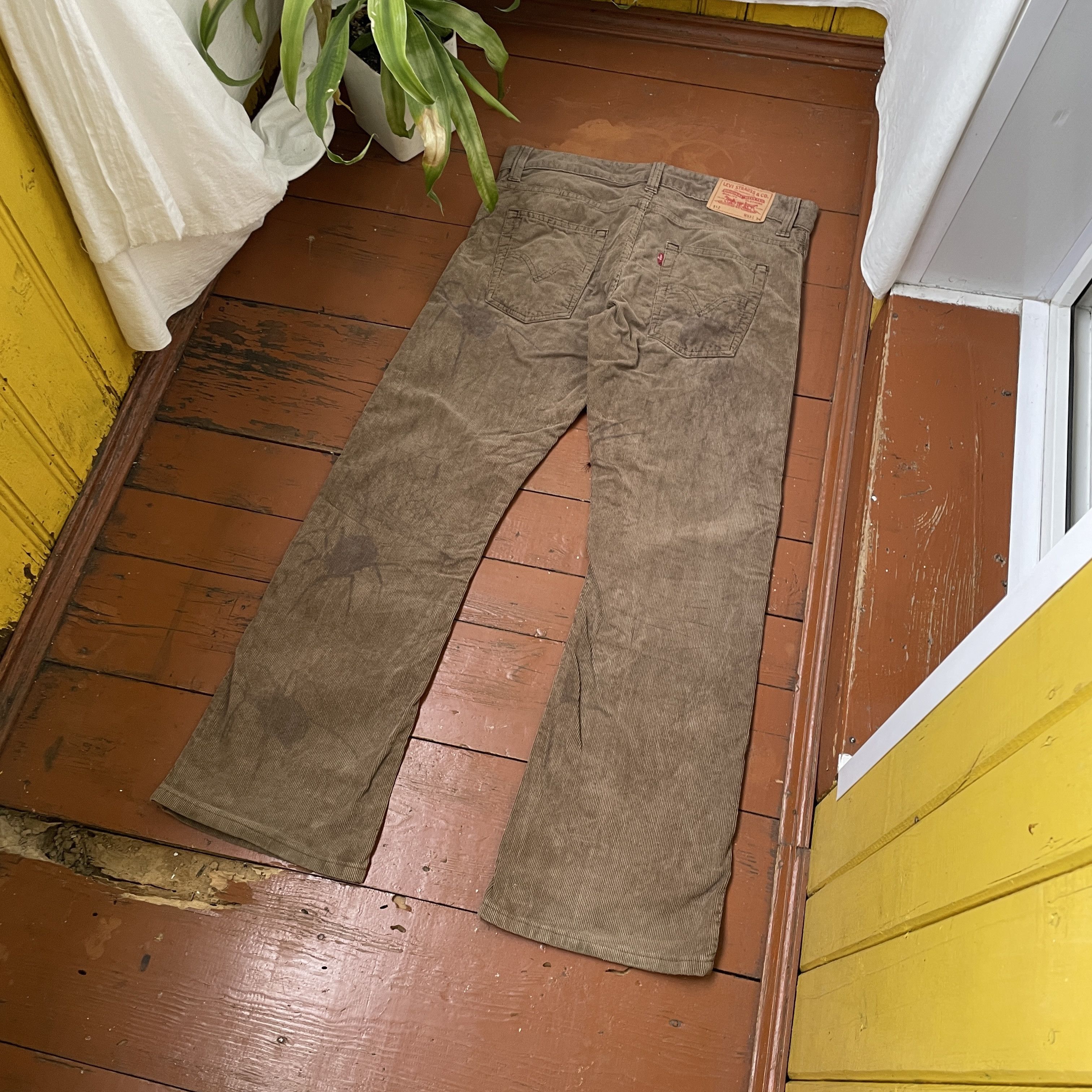 Levi's Levi's corduroy bobcut Baggy Pants spider patern Art y2k Size US 33 - 2 Thumbnail