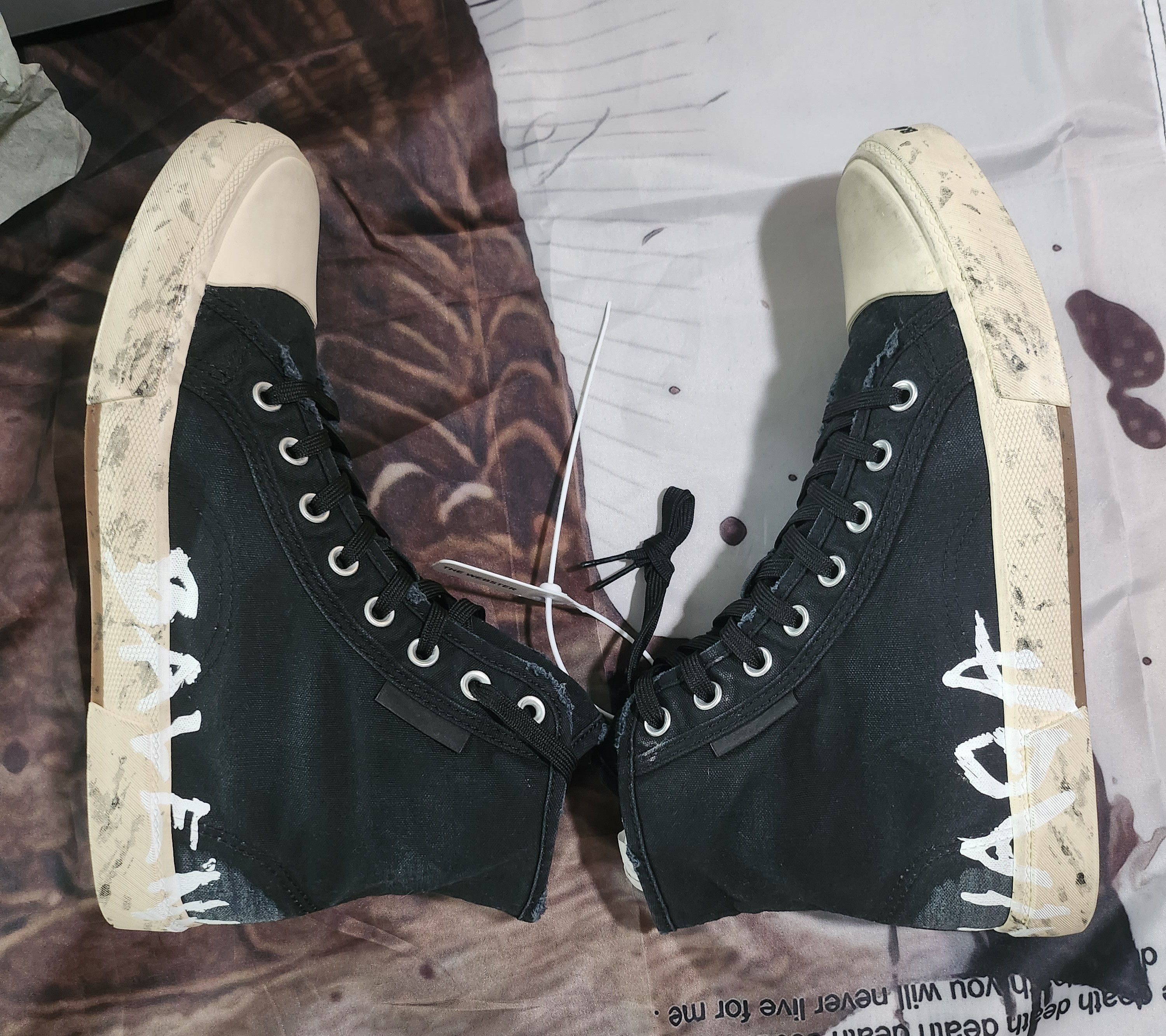 Balenciaga Paris Graffiti High Top Size US 11 / EU 44 - 2 Thumbnail