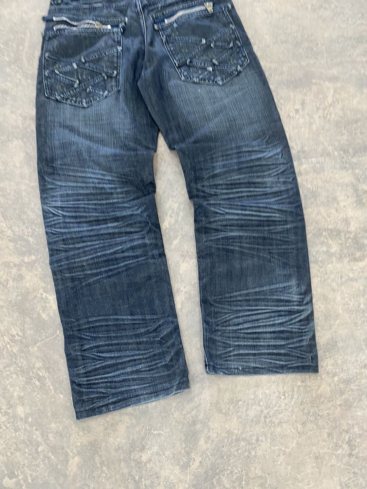 Le Grande Bleu (L.G.B.) VINTAGE OELYNO ITALY JEANS STONE WASHED LGB PUNK Size US 31 - 12 Thumbnail