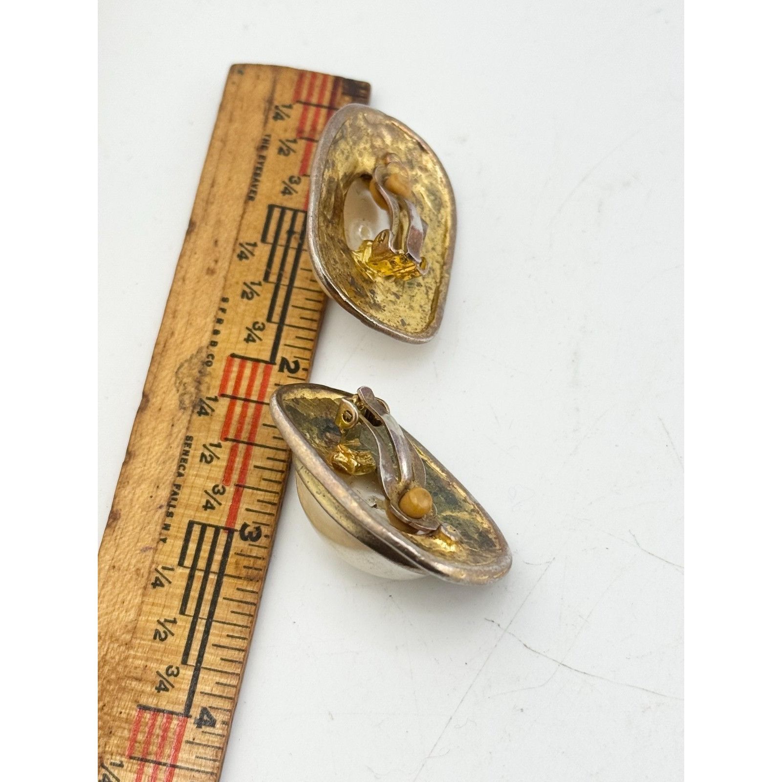 Vintage Vintage faux pearl clip on earrings Size ONE SIZE - 3 Thumbnail