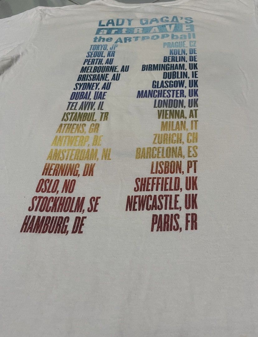 Band Tees × Vintage Vintage Lady Gaga Tour Tee Size US M / EU 48-50 / 2 - 8 Thumbnail