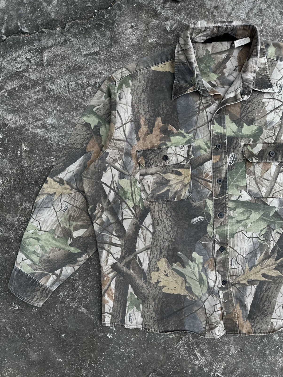 Carhartt × Vintage Crazy Vintage Carhartt Style Faded Realtree Camo Shirt Size US XXL / EU 58 / 5 - 4 Thumbnail