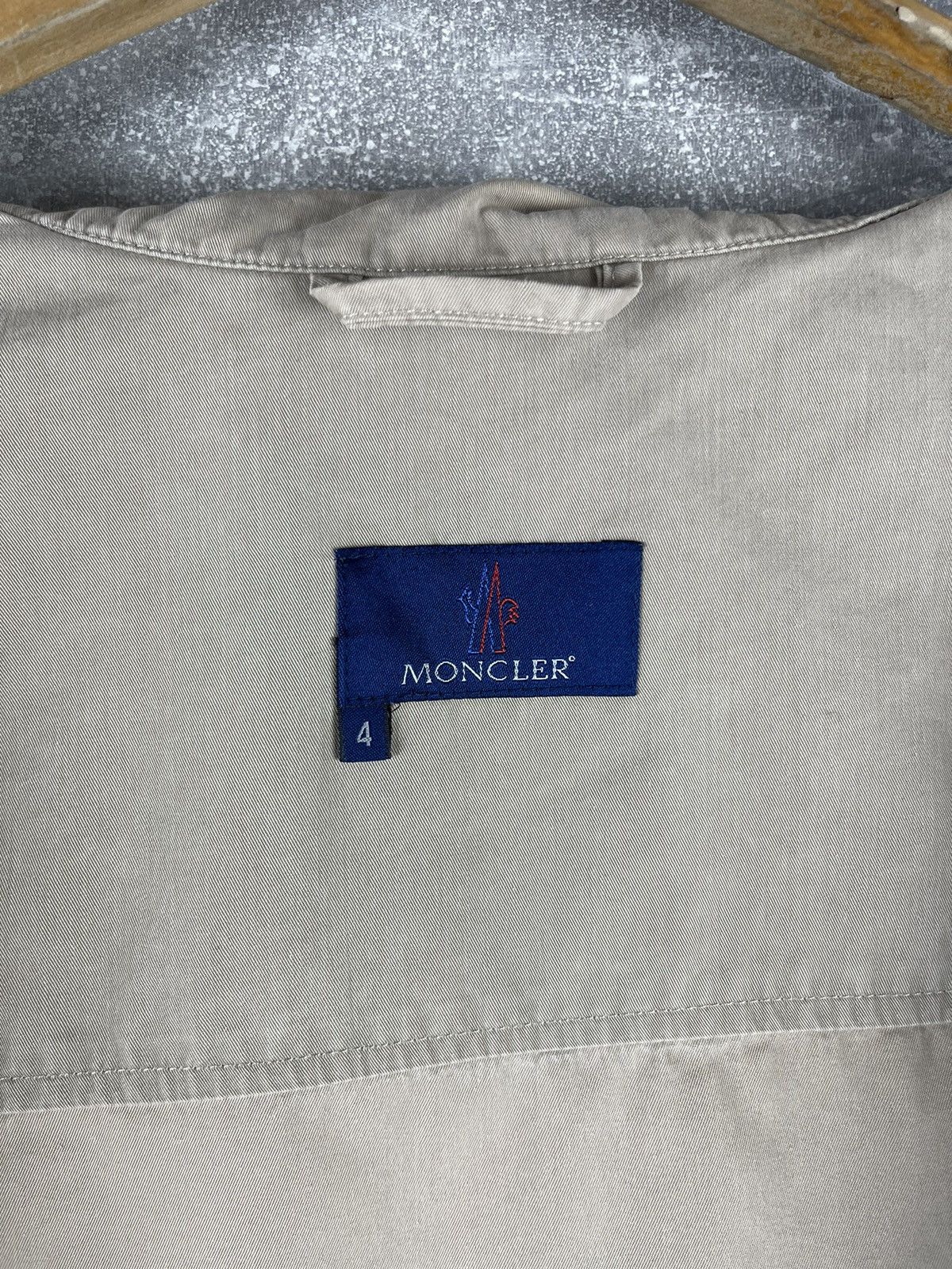 Moncler Moncler Vintage 00s Utility Field Vest Beige Size 4 Size US L / EU 52-54 / 3 - 11 Thumbnail