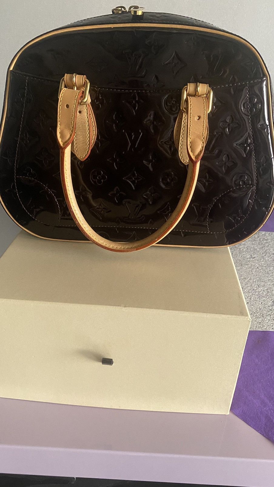Louis Vuitton Louis Vuitton Amarante Monogram Vernis Summit Drive Bag Size ONE SIZE - 1 Thumbnail