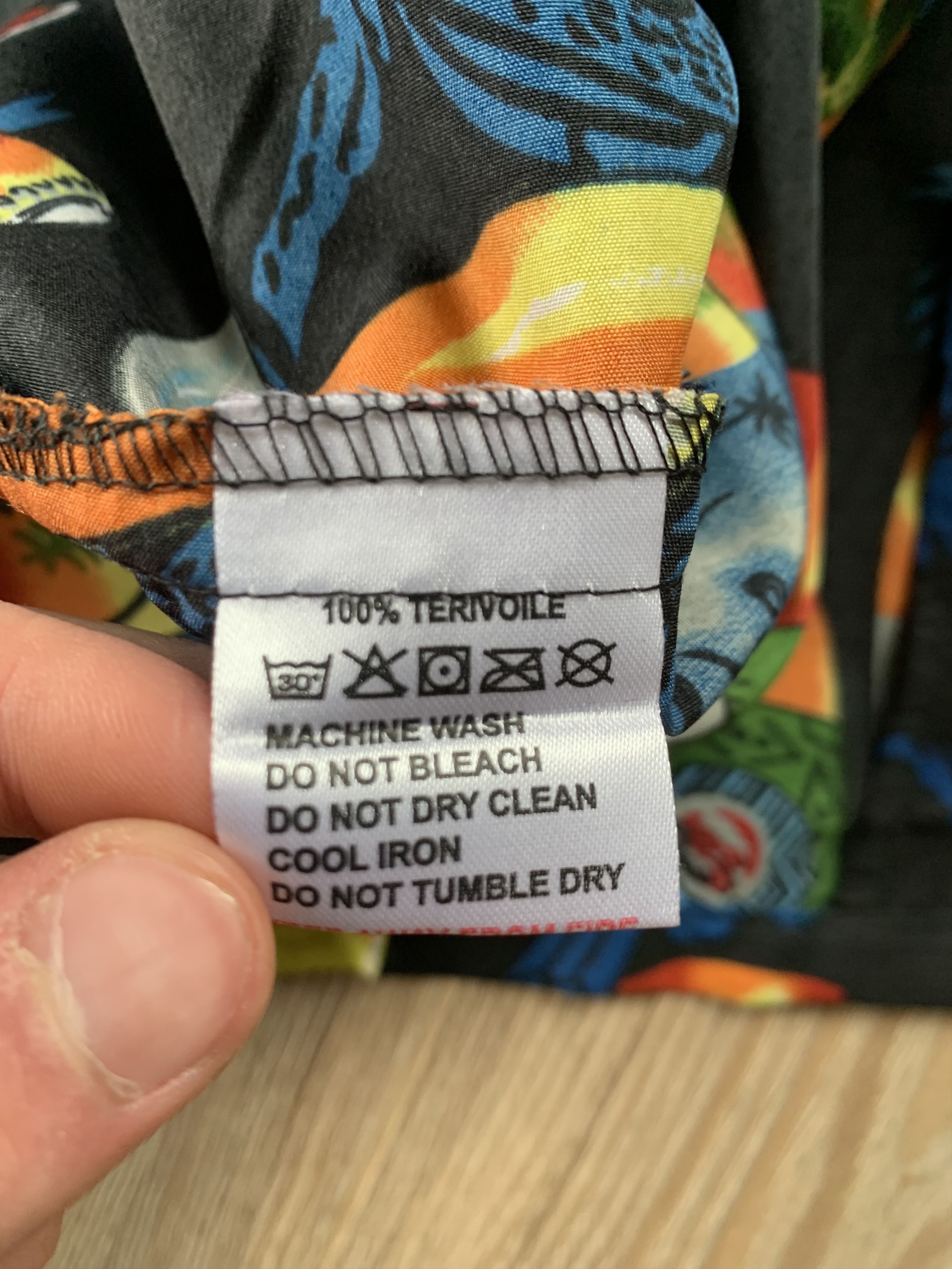 Other VHO Crazy Black Hawaiian Shirt Size US L / EU 52-54 / 3 - 6 Thumbnail