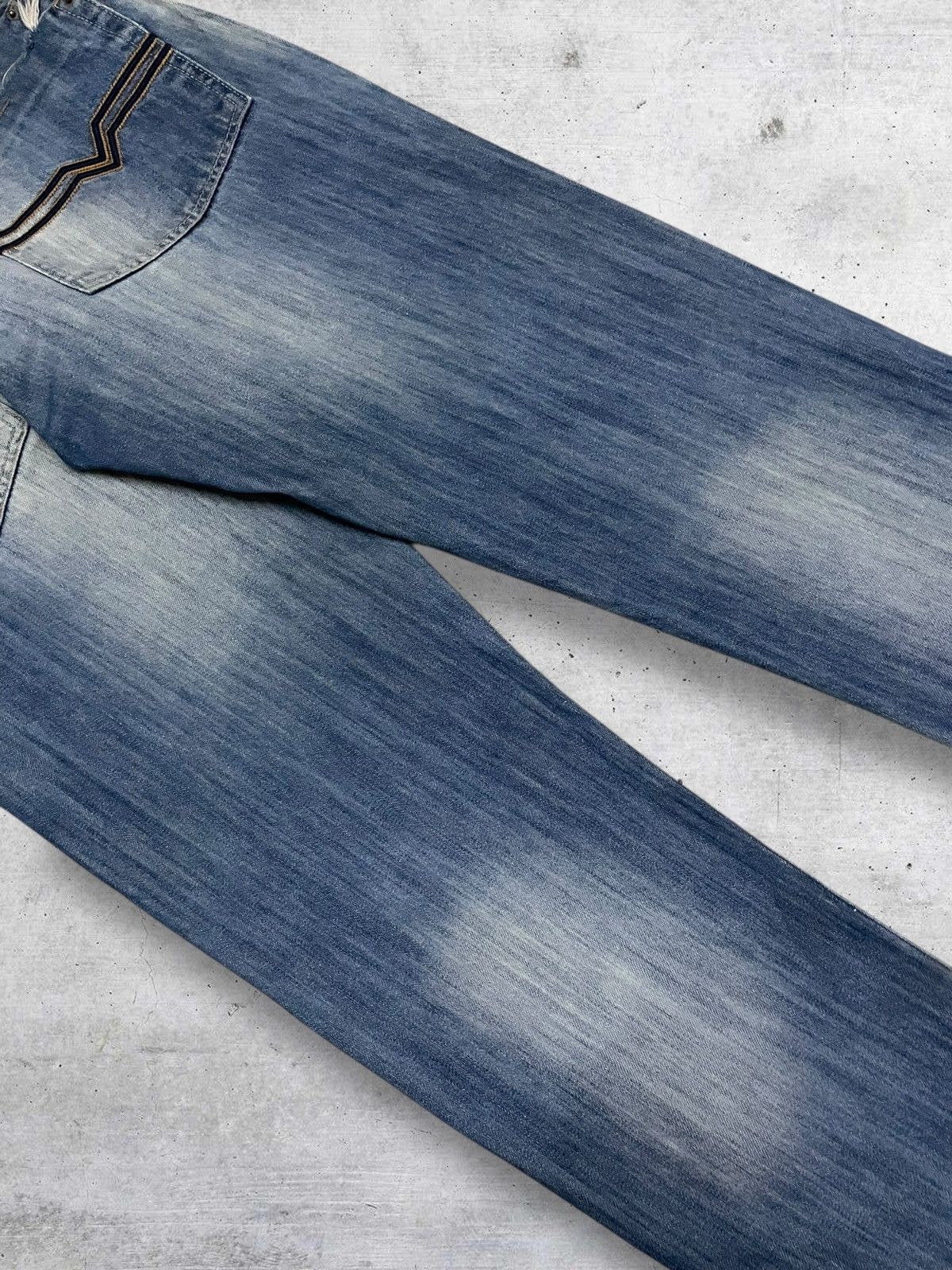 Japanese Brand VINTAGE REPUBLICA MIX DESIGNER JAPAN MUDWASH RIPPED DENIM Size US 31 - 14 Thumbnail