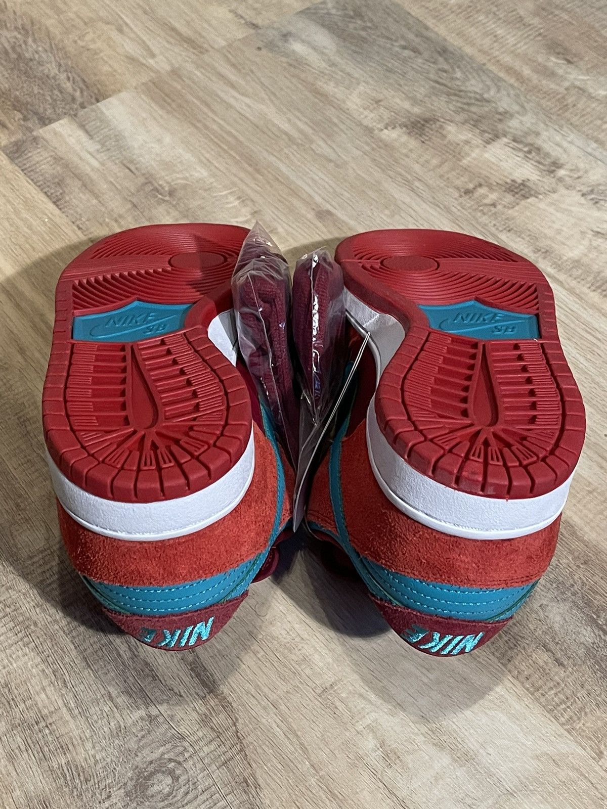 Nike NIKE Dunk Low Premium SB brickhouse/turbo green Size US 9 / EU 42 - 4 Thumbnail