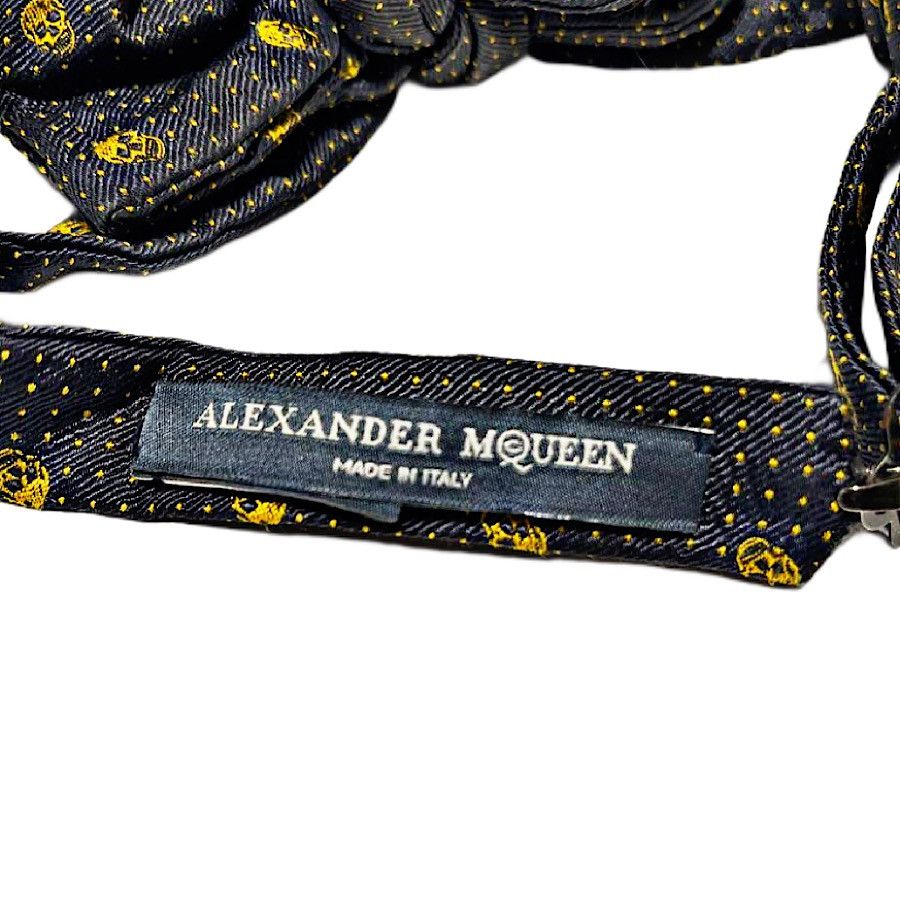 Alexander McQueen Authentic Alexander McQueen Black Silk Skulls Bow Tie Size ONE SIZE - 3 Thumbnail