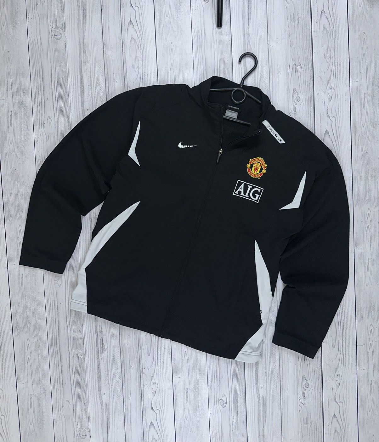 Nike × Vintage Vintage Nike Manchester United soccer jacket size L logo Size US L / EU 52-54 / 3 - 1 Thumbnail