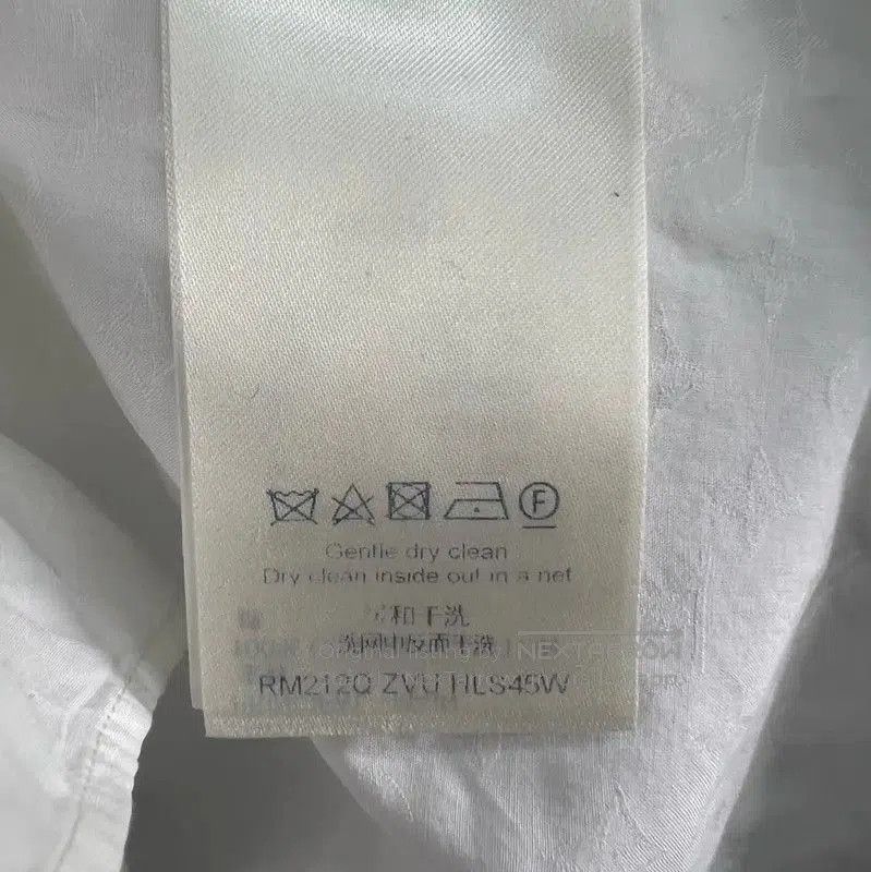 Louis Vuitton Louis Vuitton White Long Sleeve Shirt XL . Size US XL / EU 56 / 4 - 4 Thumbnail