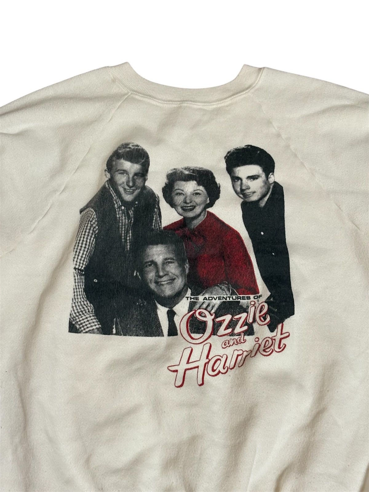 Vintage 1980s adventures of Ozzie and Harriet sweatshirt Size US M / EU 48-50 / 2 - 3 Thumbnail