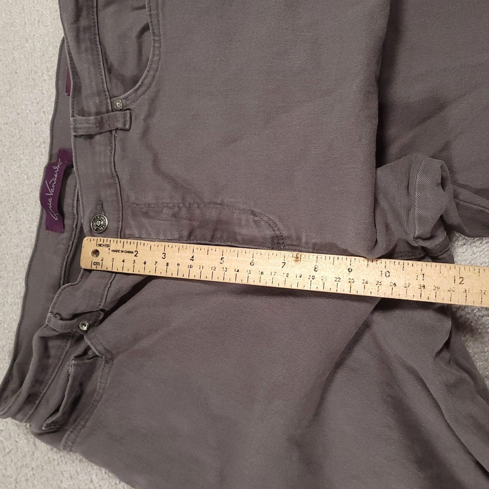 Gloria Vanderbilt VINTAGE Gloria Vanderbilt Jeans Womens 14 Gray Amanda Stretch High Rise Classic Denim Tapered Zip 5-Pocket Womens Size 36" / US 14 / IT 50 - 6 Thumbnail