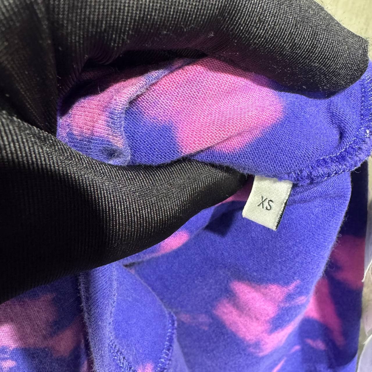 Gucci Gucci Vertical logo spell out tie dye tee Size US M / EU 48-50 / 2 - 9 Thumbnail