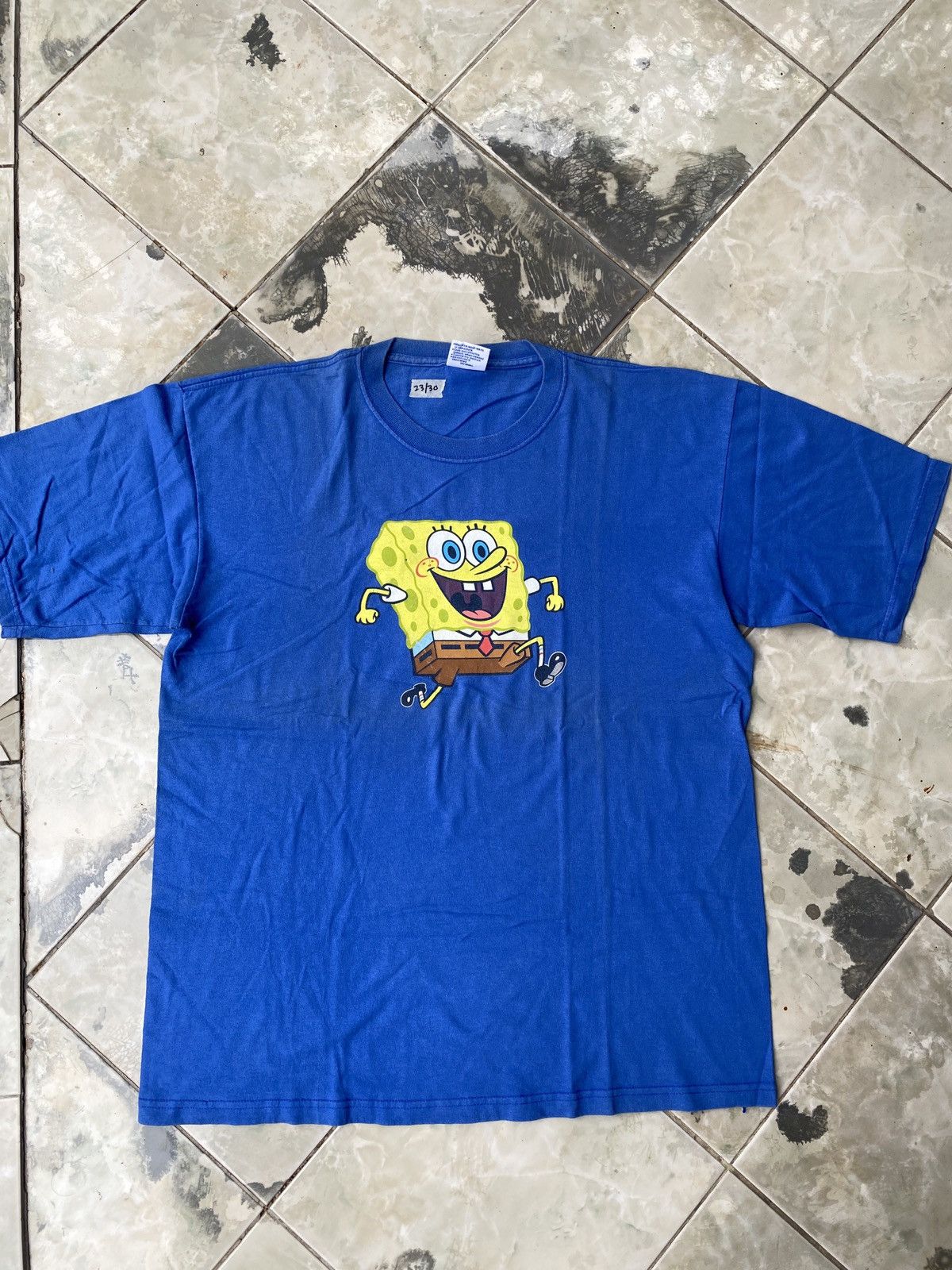Other SPONGEBOB SQUAREPANTS “Running SpongeBob” Tee (2000s) Size US XL / EU 56 / 4 - 1 Thumbnail