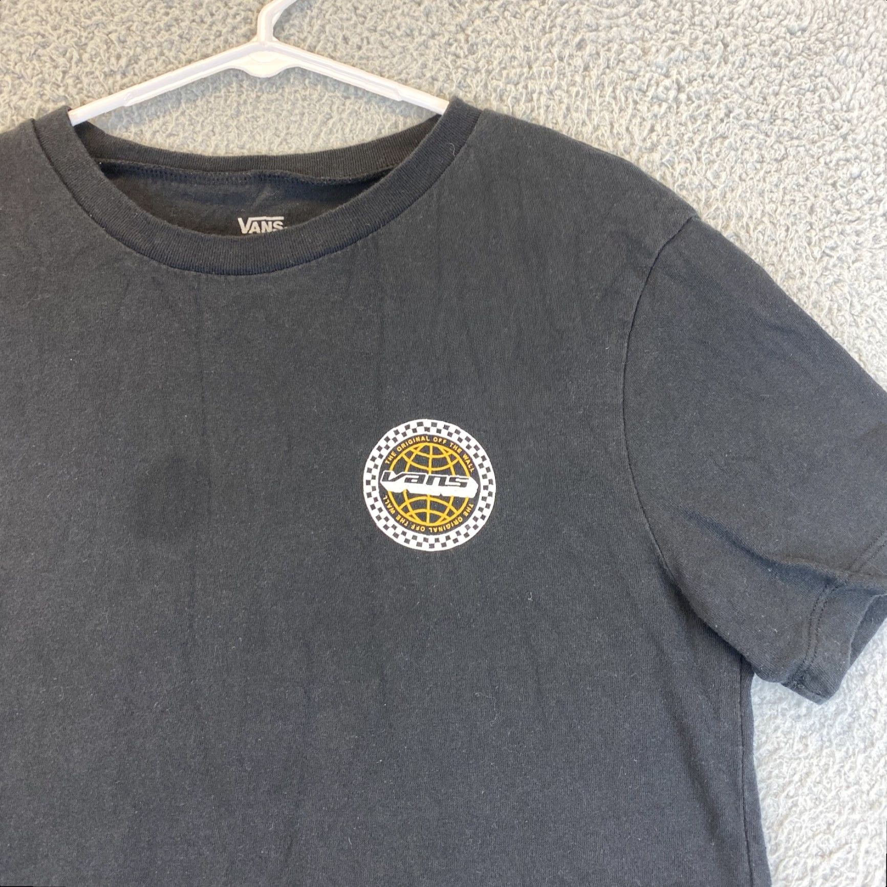 Vans Vans Globe Logo T-Shirt Men USA Size M Black 70-10 3D 90s Crew Neck Short Sleeve Cotton Preshrunk Regular Size US M / EU 48-50 / 2 - 2 Thumbnail