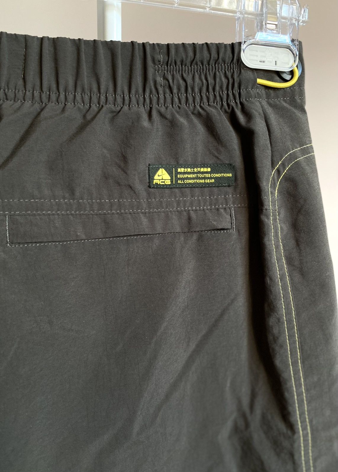 Nike ACG Vintage Nike ACG Cargo Shorts Size US 32 / EU 48 - 9 Thumbnail