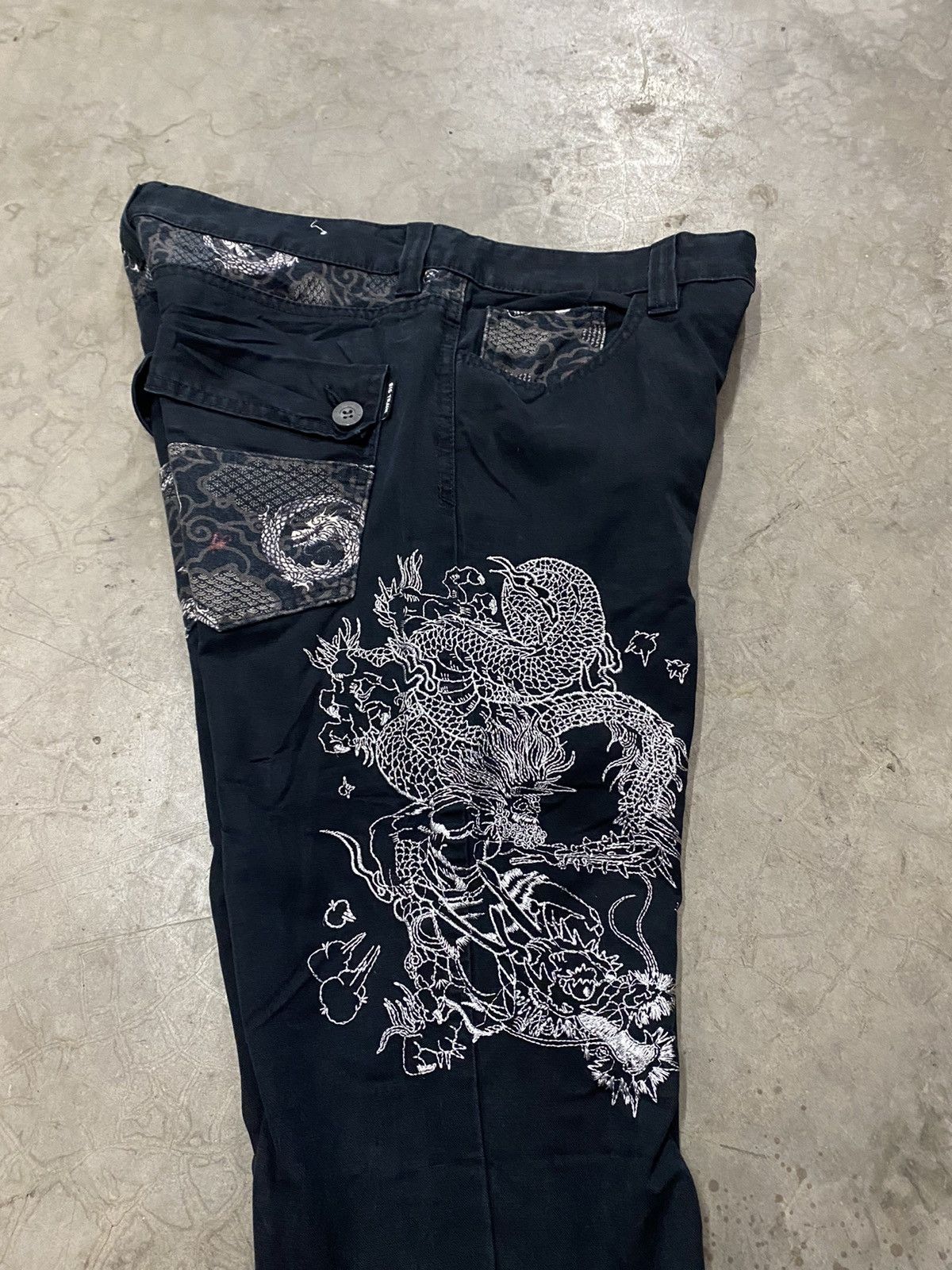 If Six Was Nine × Le Grande Bleu (L.G.B.) × Tornado Mart Jeans Japan Big Train Dragonfly Embroidery Sukajan Size US 32 / EU 48 - 9 Thumbnail