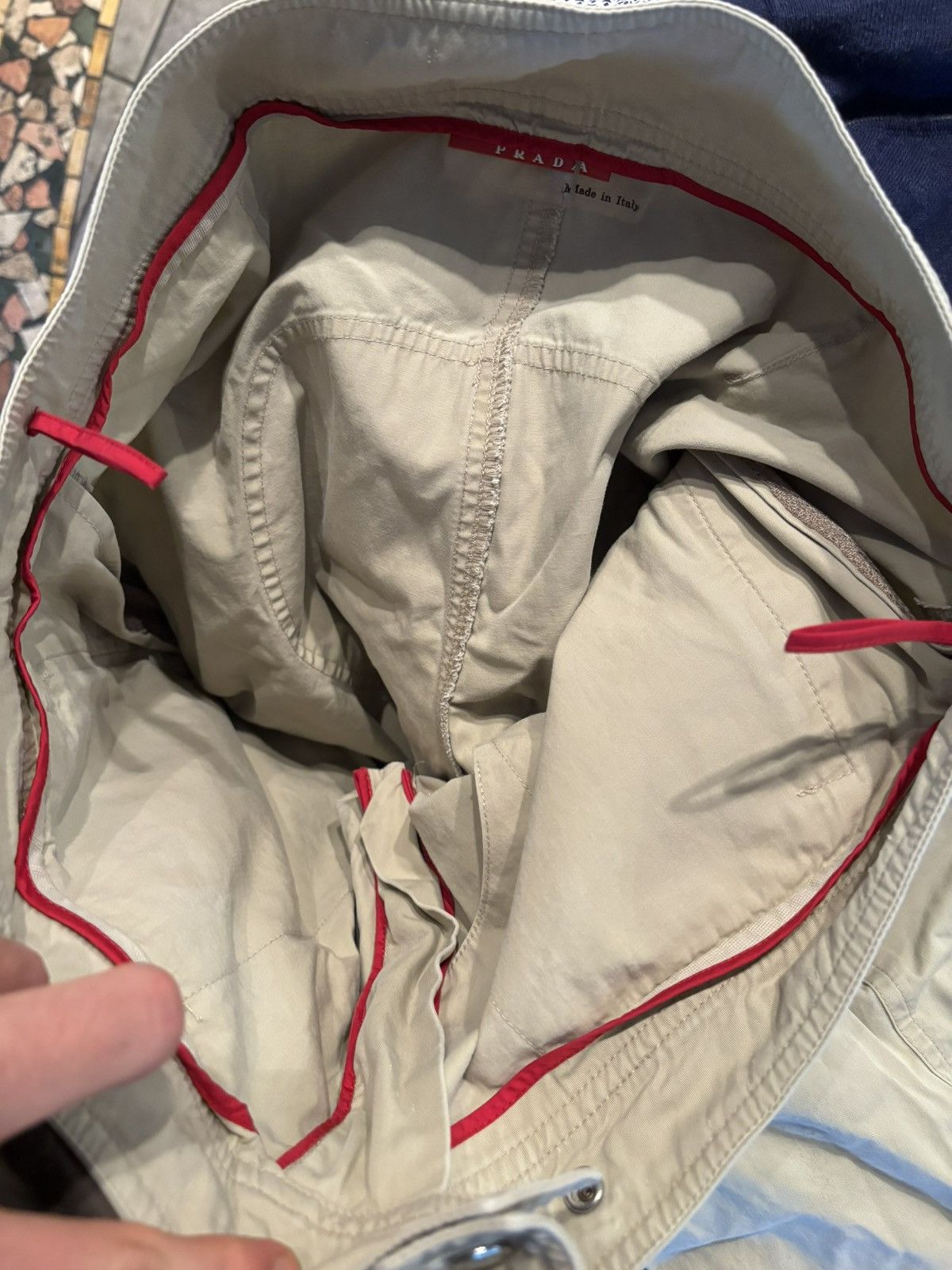 Prada Prada Beige Designer Shorts Size 32 Barely Worn Size US 32 / EU 48 - 5 Thumbnail