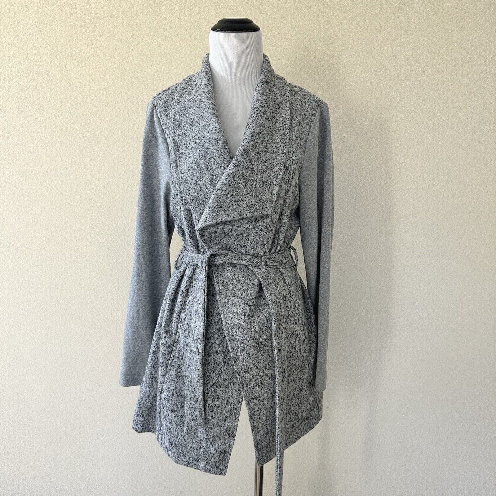 Other Doe & Rae Grey Belted Knit Cardigan Open Front Size US M Size M / US 6-8 / IT 42-44 - 1 Thumbnail